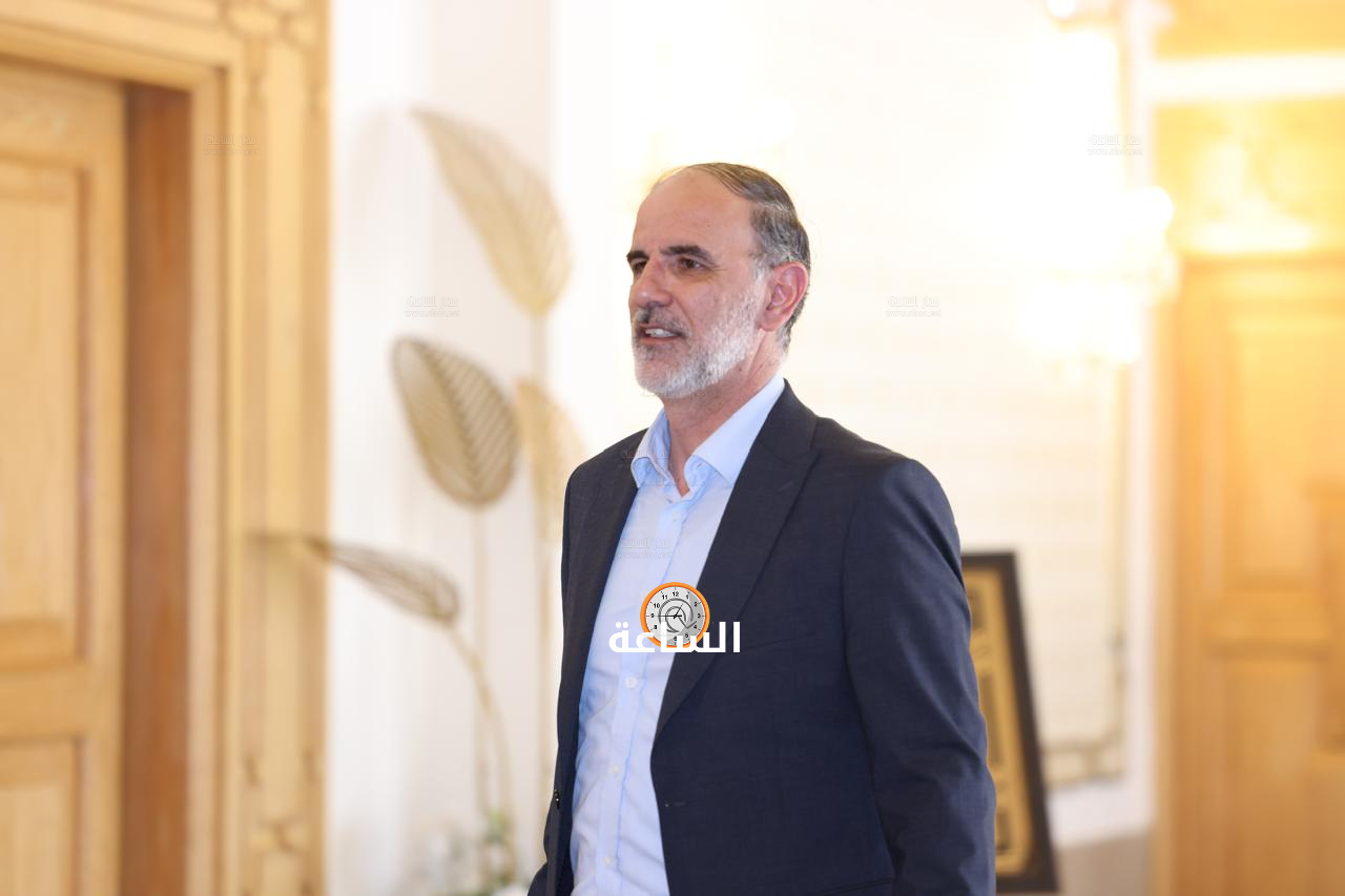 Madar Al-Saa Images 0.4889300787513964