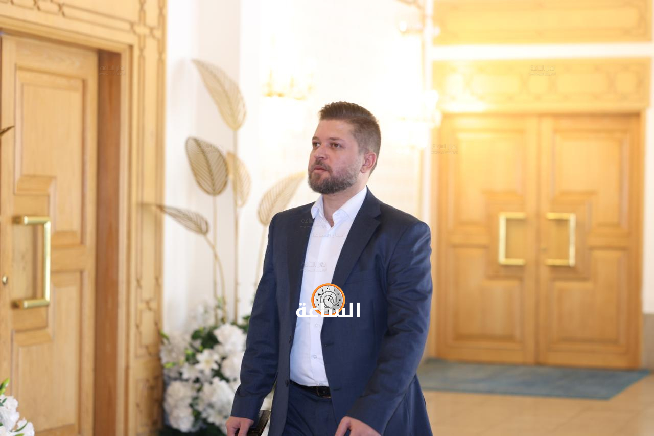 Madar Al-Saa Images 0.6400463510027186