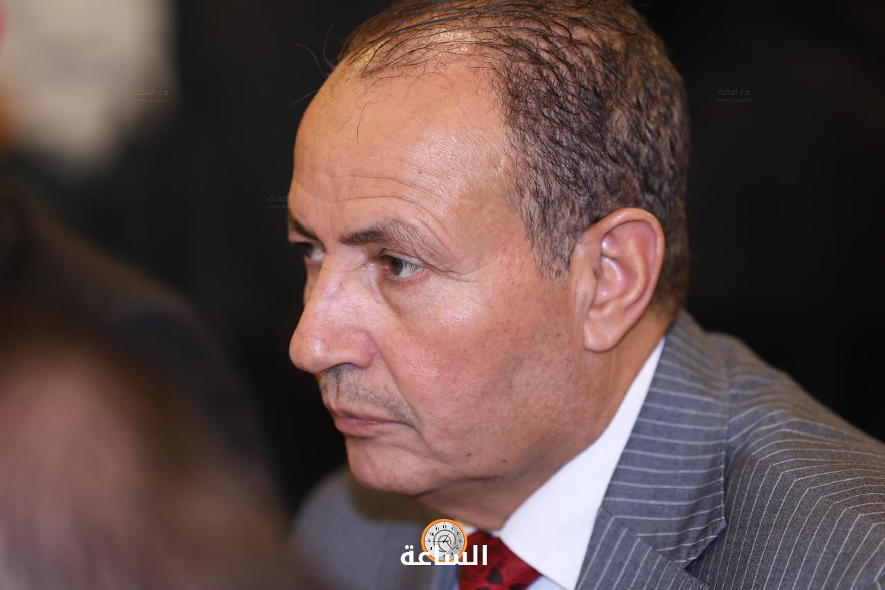 Madar Al-Saa Images 0.3085290588766164