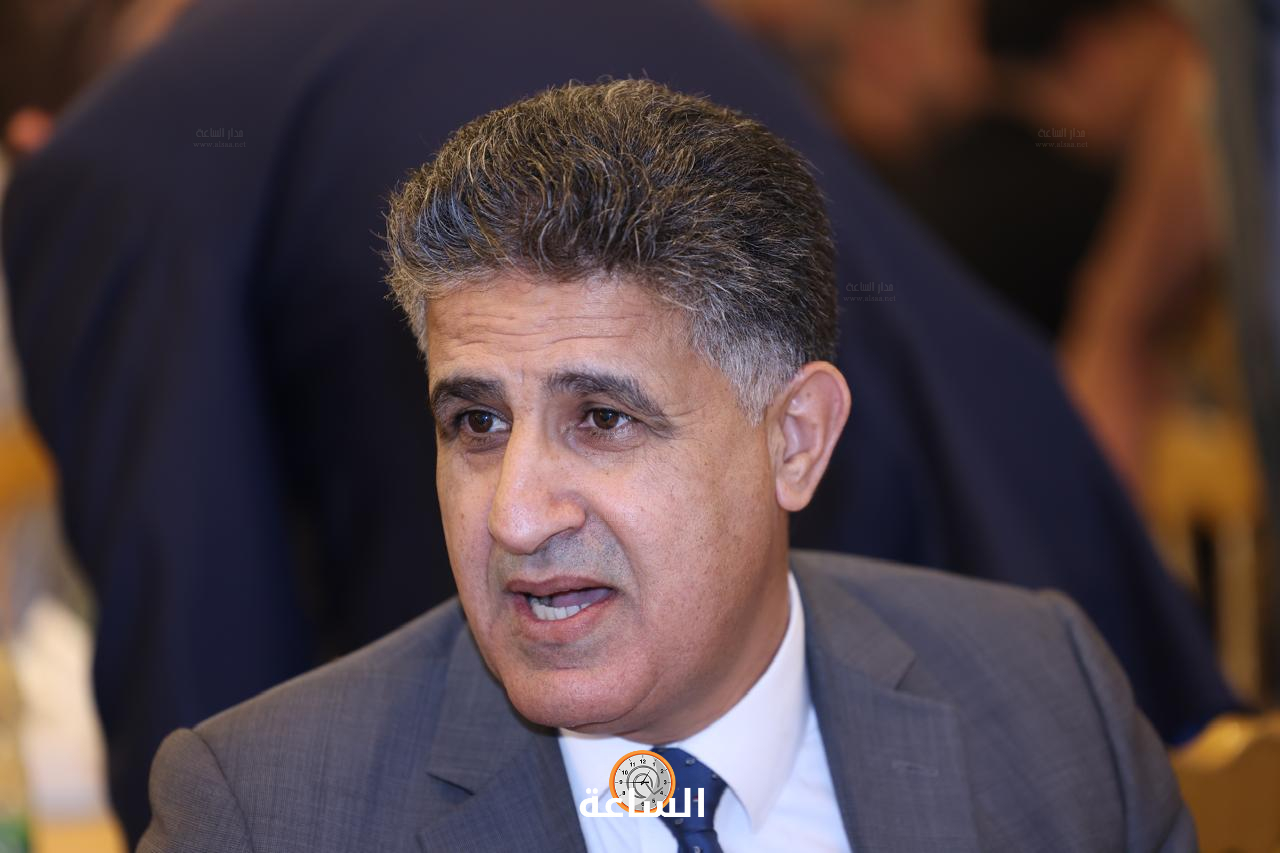 Madar Al-Saa Images 0.6366756415050985