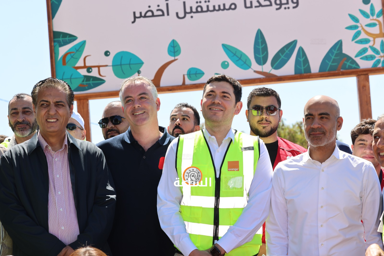Madar Al-Saa Images 0.48837912510487036