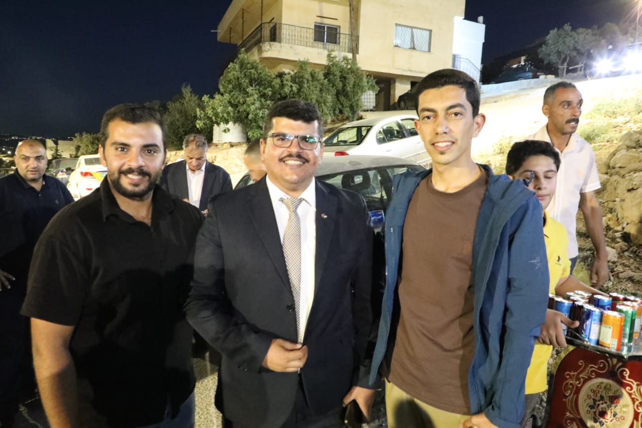 Madar Al-Saa Images 0.32415548228439306