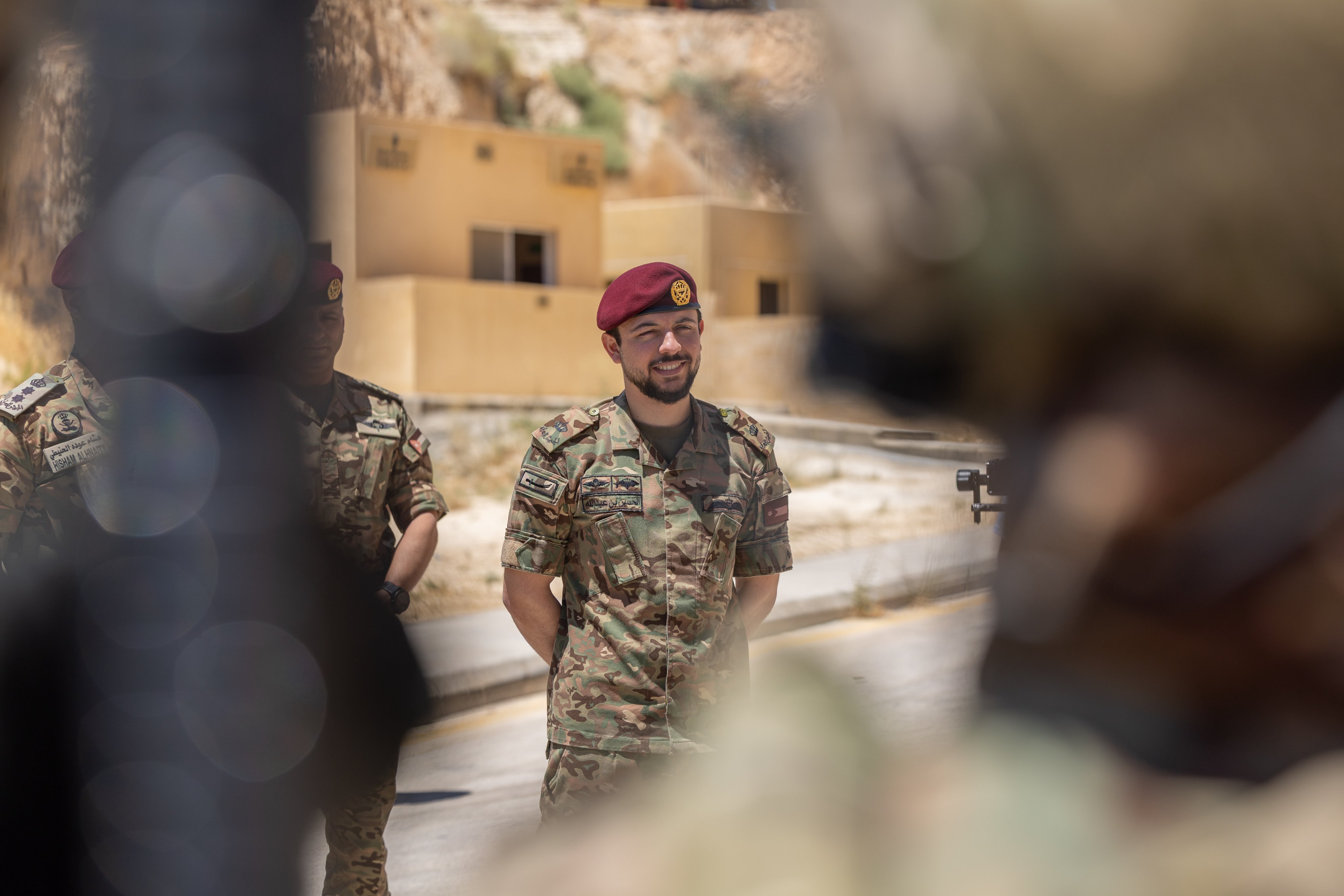 Madar Al-Saa Images 0.8272180487068691