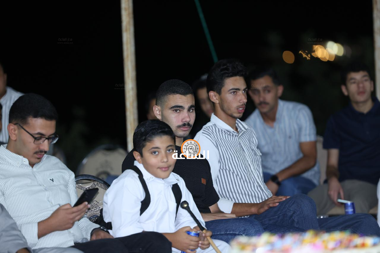 Madar Al-Saa Images 0.42423665992306114