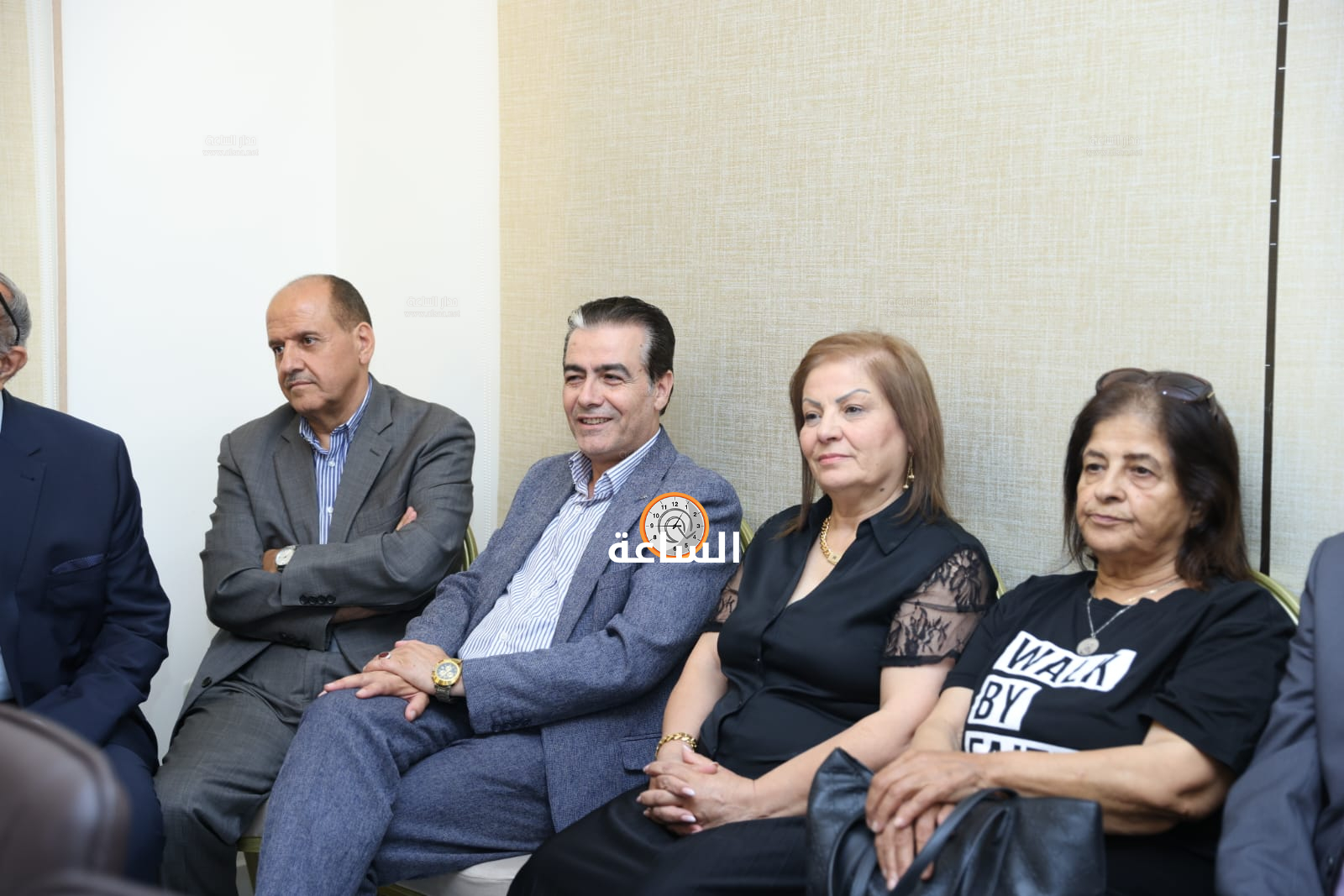 Madar Al-Saa Images 0.6916695450352945