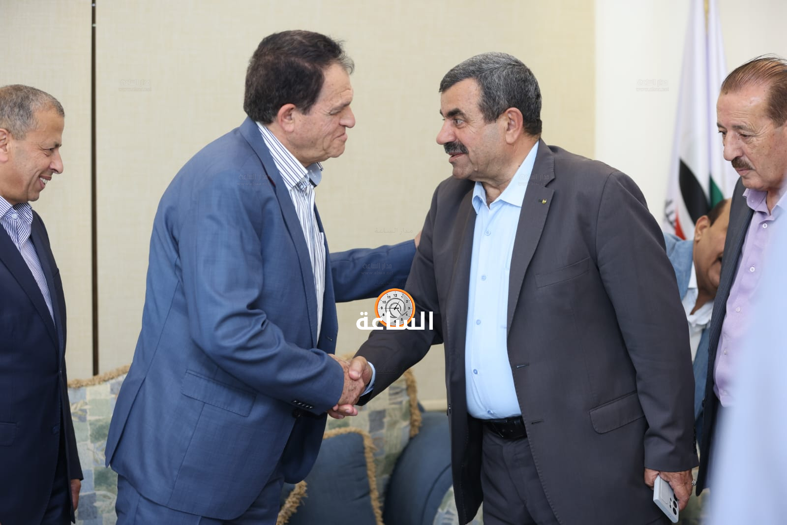 Madar Al-Saa Images 0.33703053902433244