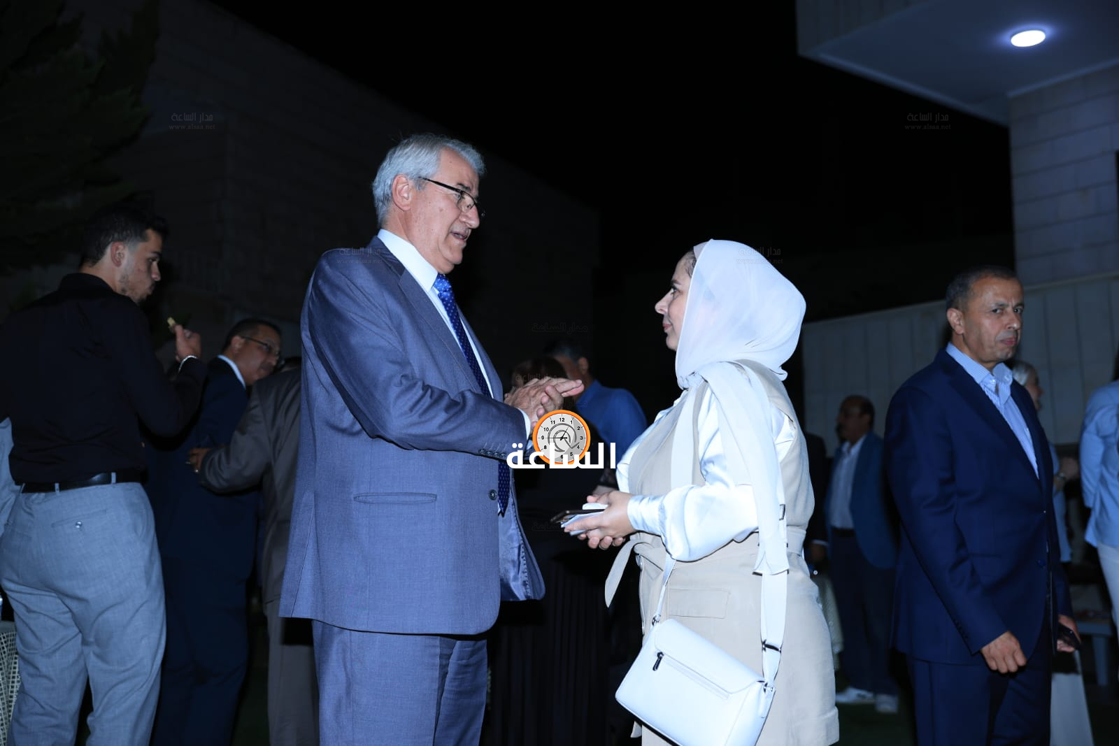 Madar Al-Saa Images 0.9393689587905303