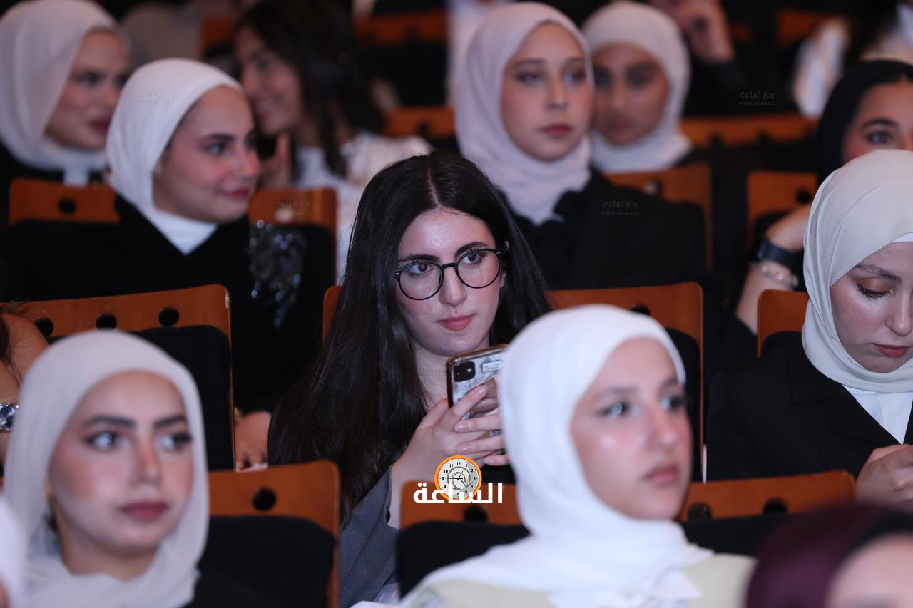 Madar Al-Saa Images 0.4760570520387166