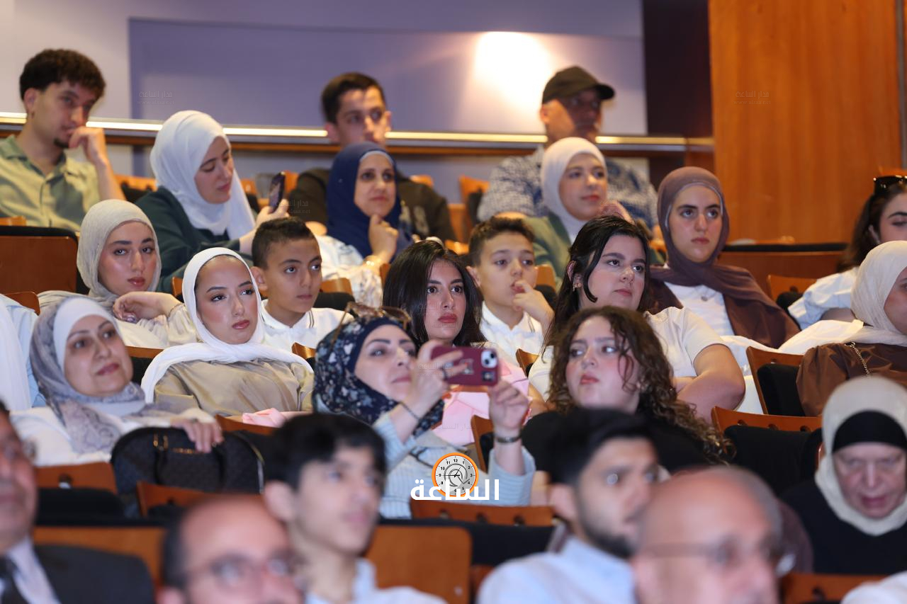 Madar Al-Saa Images 0.6626516938985662