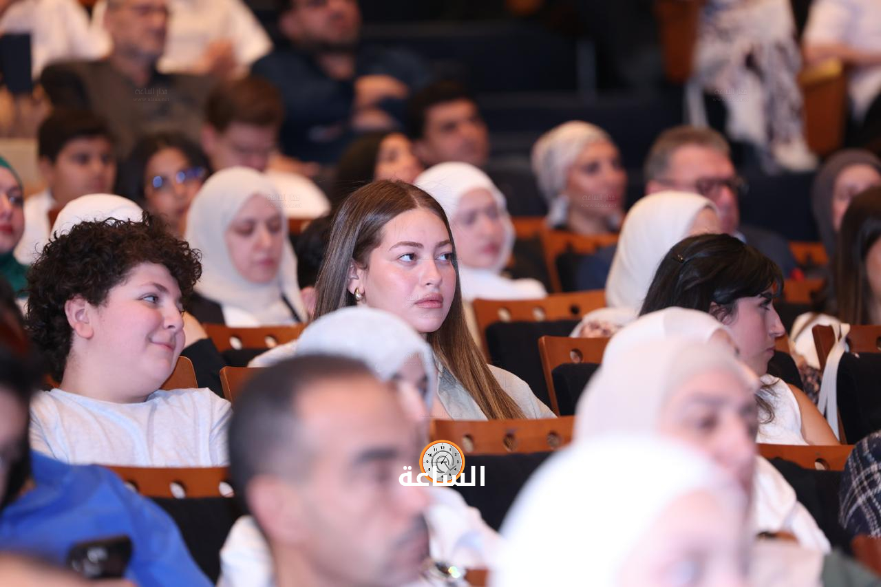 Madar Al-Saa Images 0.12878968526513923