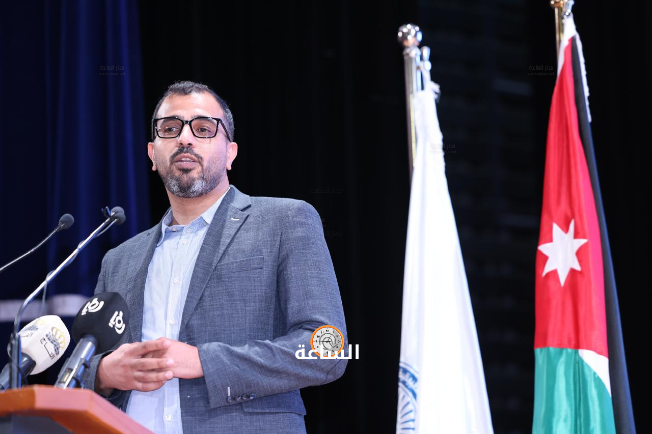 Madar Al-Saa Images 0.24269875056609014