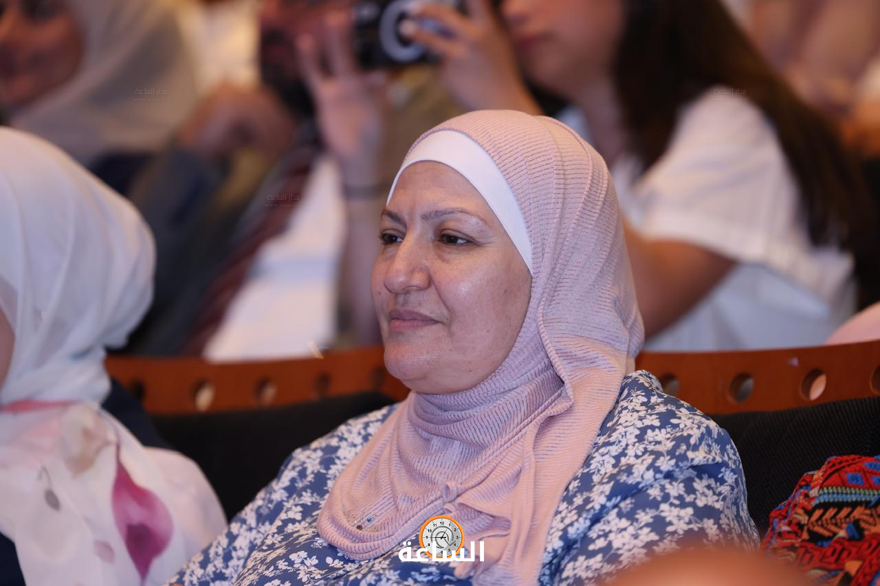 Madar Al-Saa Images 0.08528418772520263