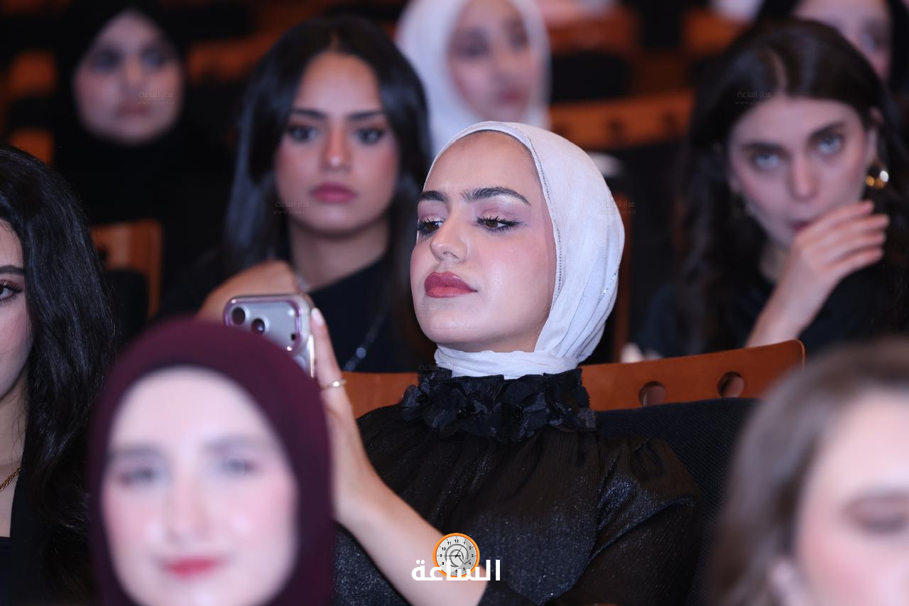 Madar Al-Saa Images 0.7853992581427895