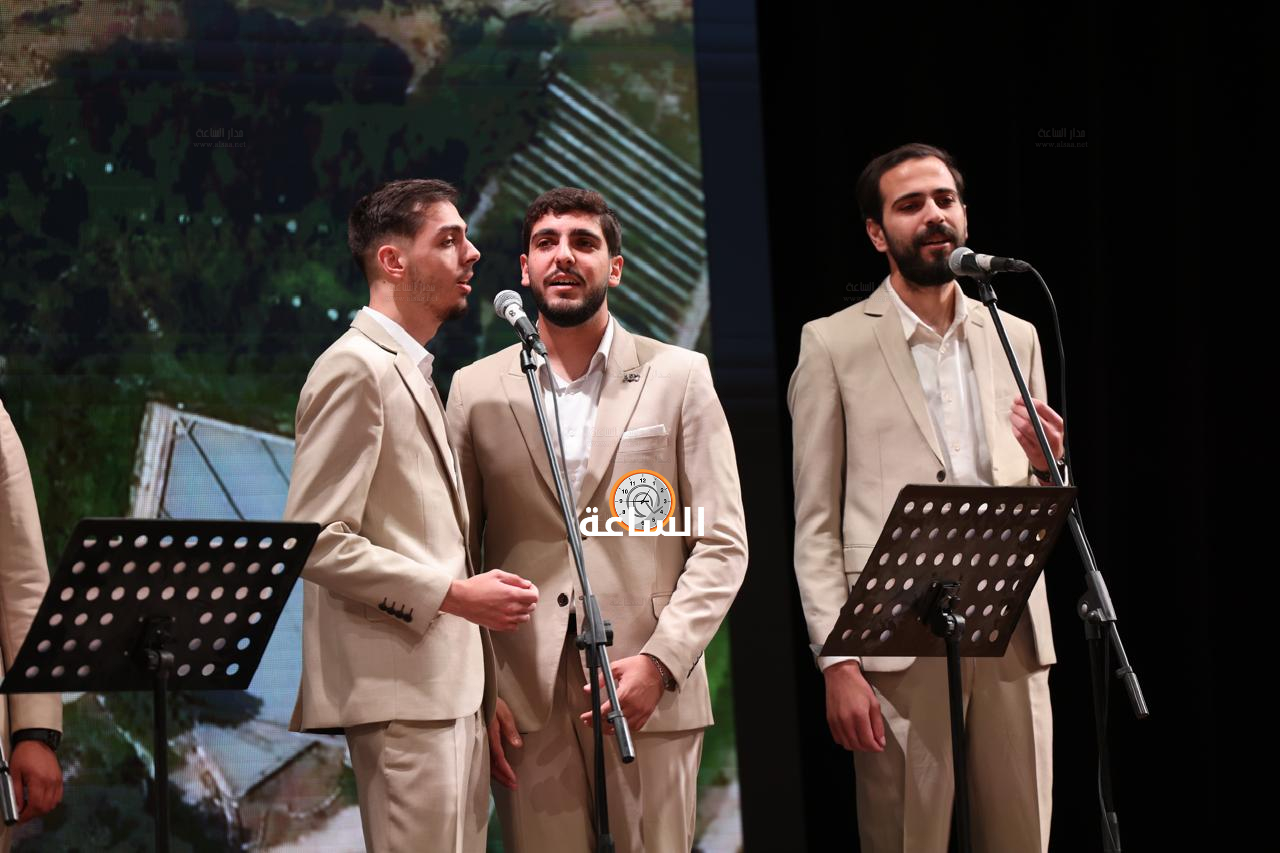 Madar Al-Saa Images 0.9748421334814233