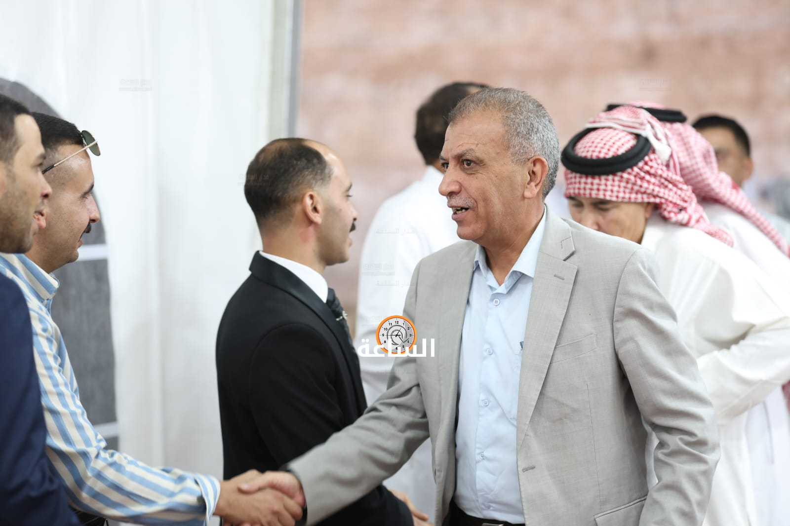 Madar Al-Saa Images 0.24366322344269553