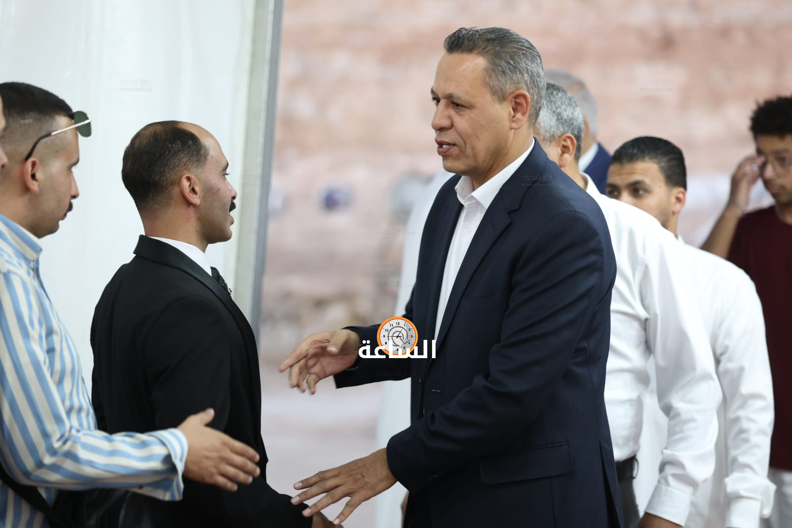 Madar Al-Saa Images 0.908710391030017