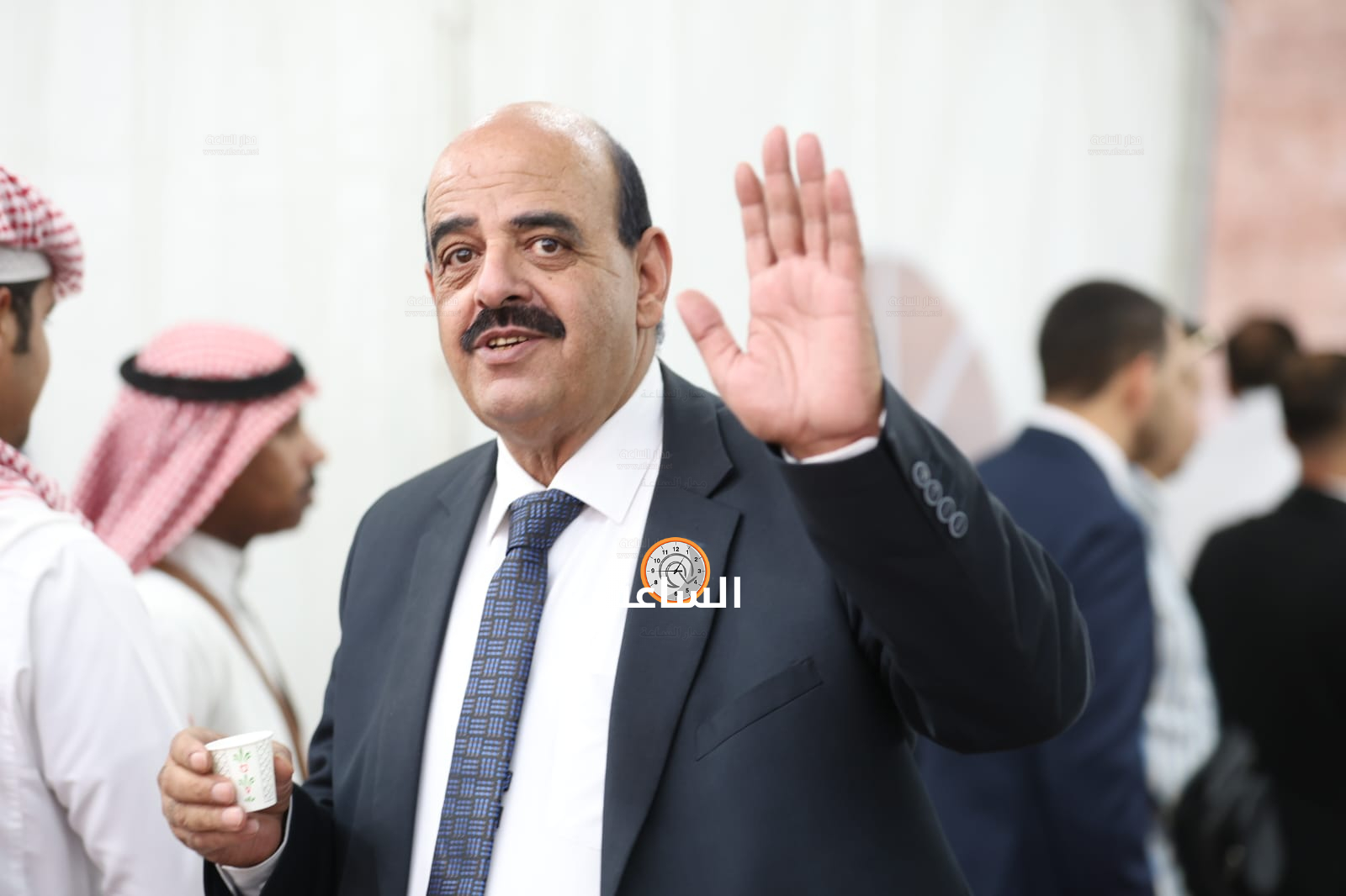 Madar Al-Saa Images 0.2888341188596292