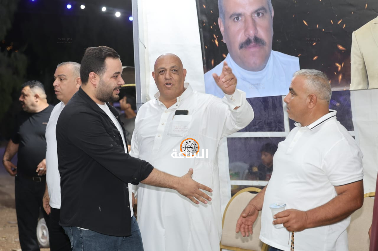 Madar Al-Saa Images 0.3895682803556735
