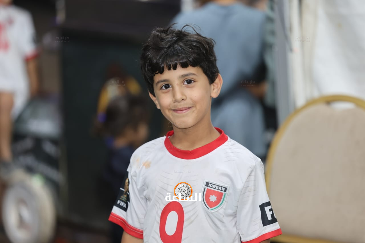 Madar Al-Saa Images 0.8543809051374268