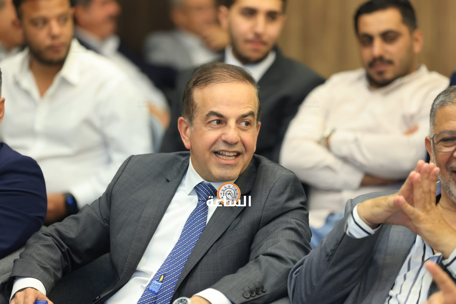Madar Al-Saa Images 0.4819647479003214