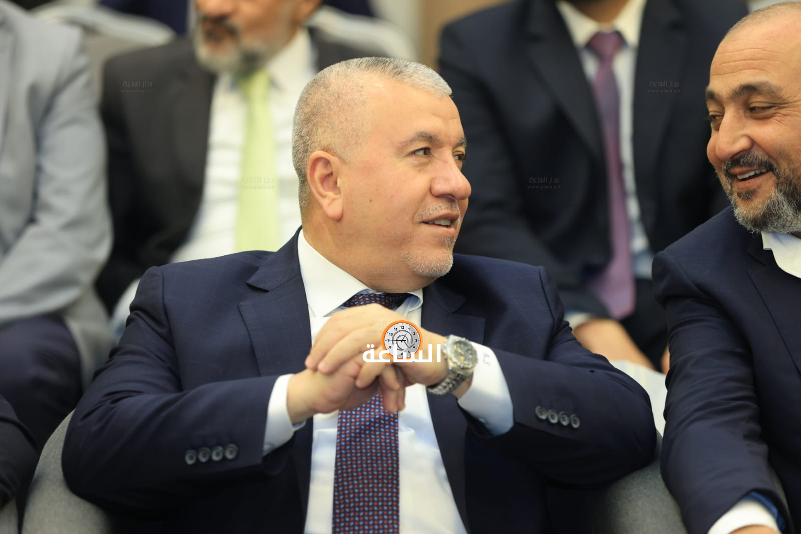 Madar Al-Saa Images 0.2076117312382154