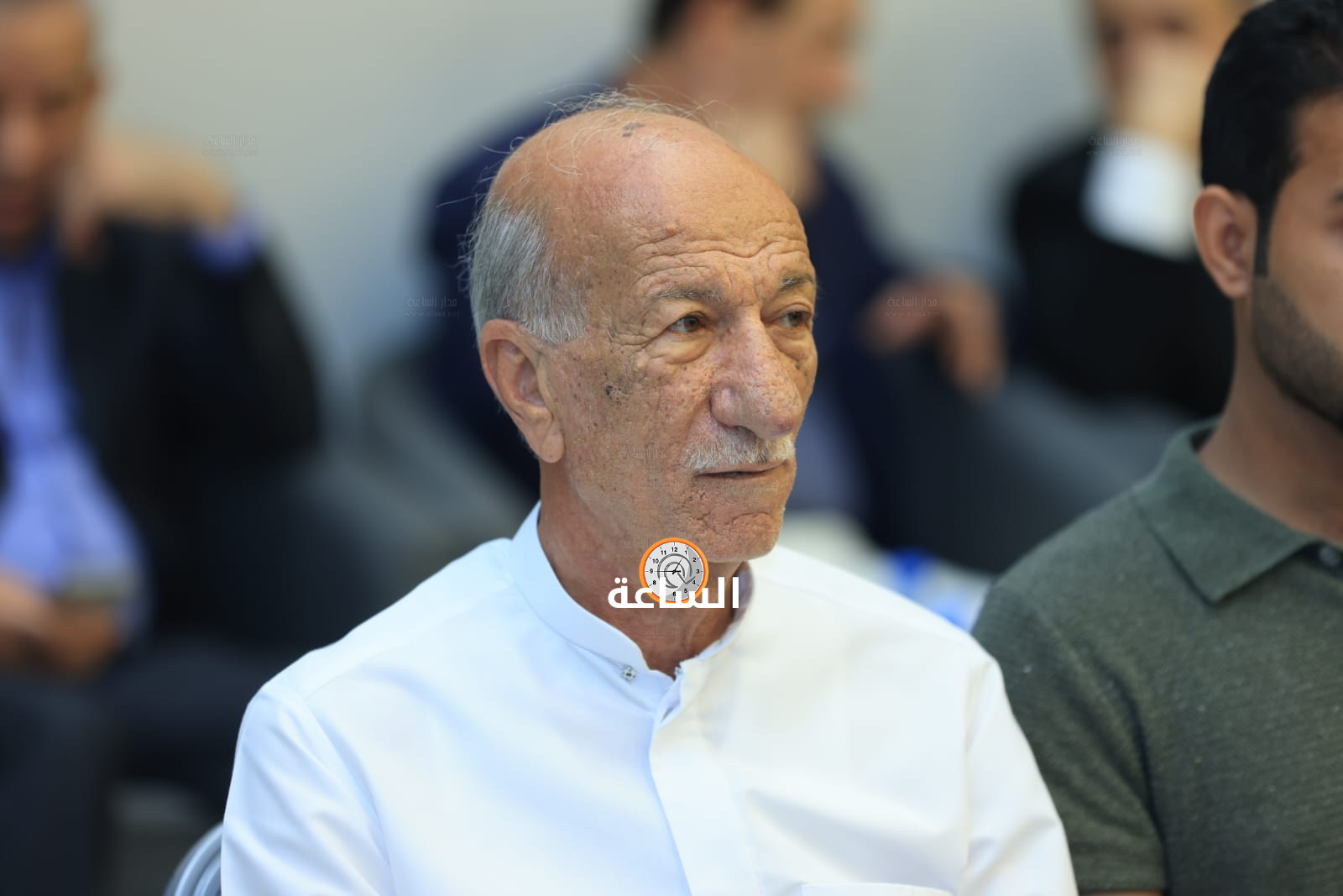 Madar Al-Saa Images 0.2327344644177174