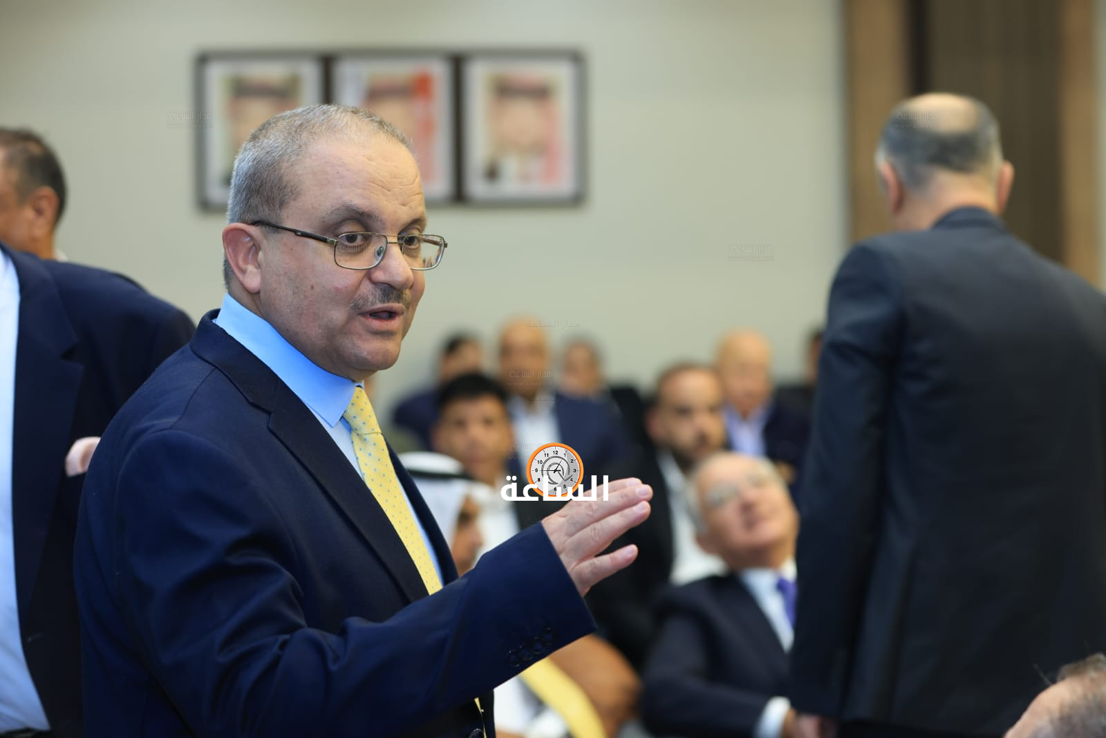 Madar Al-Saa Images 0.4895505564563829