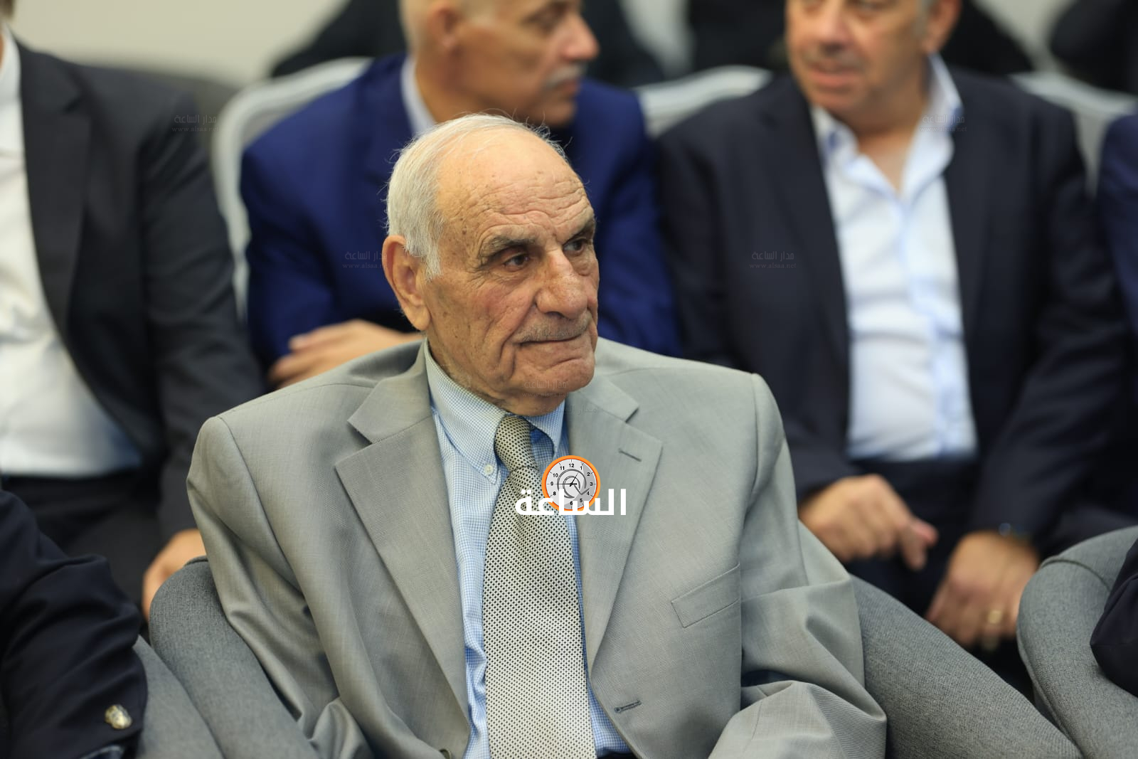 Madar Al-Saa Images 0.8250449344560096