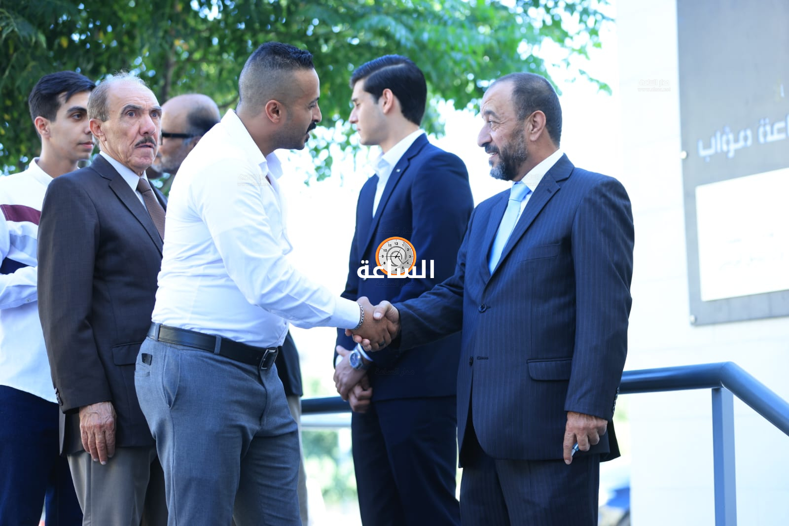 Madar Al-Saa Images 0.7584611504251271