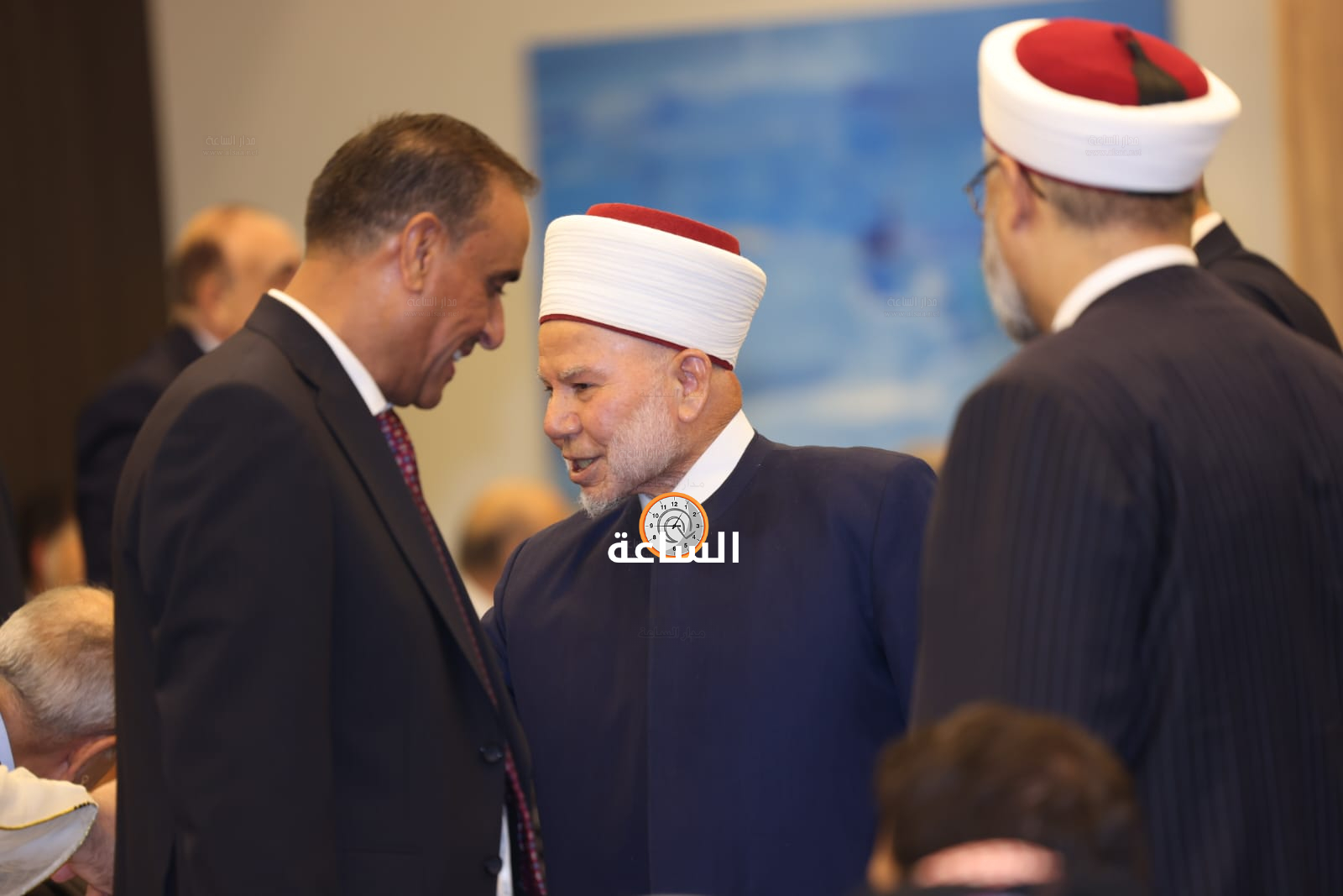 Madar Al-Saa Images 0.5227121401847432