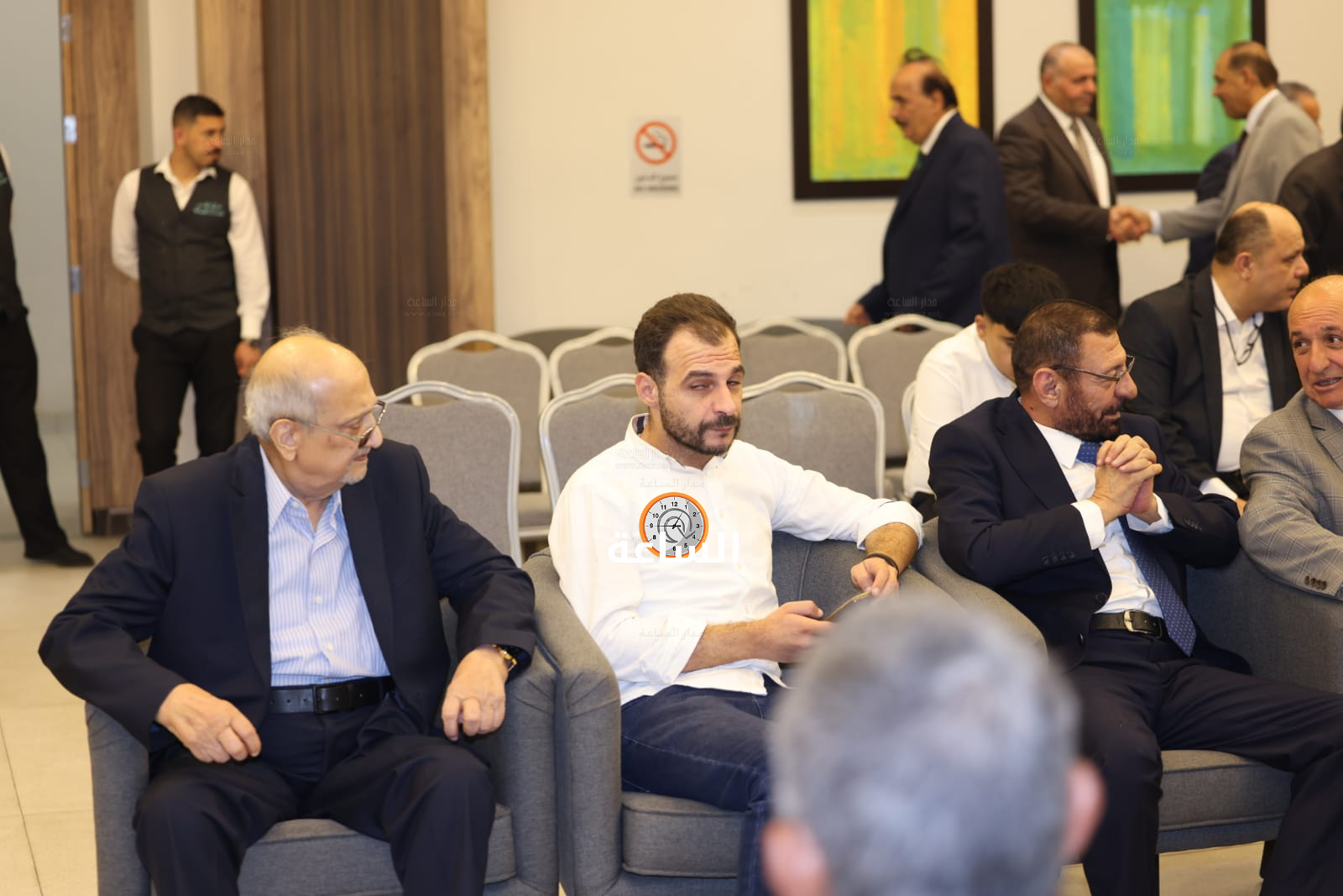 Madar Al-Saa Images 0.5430763530864723