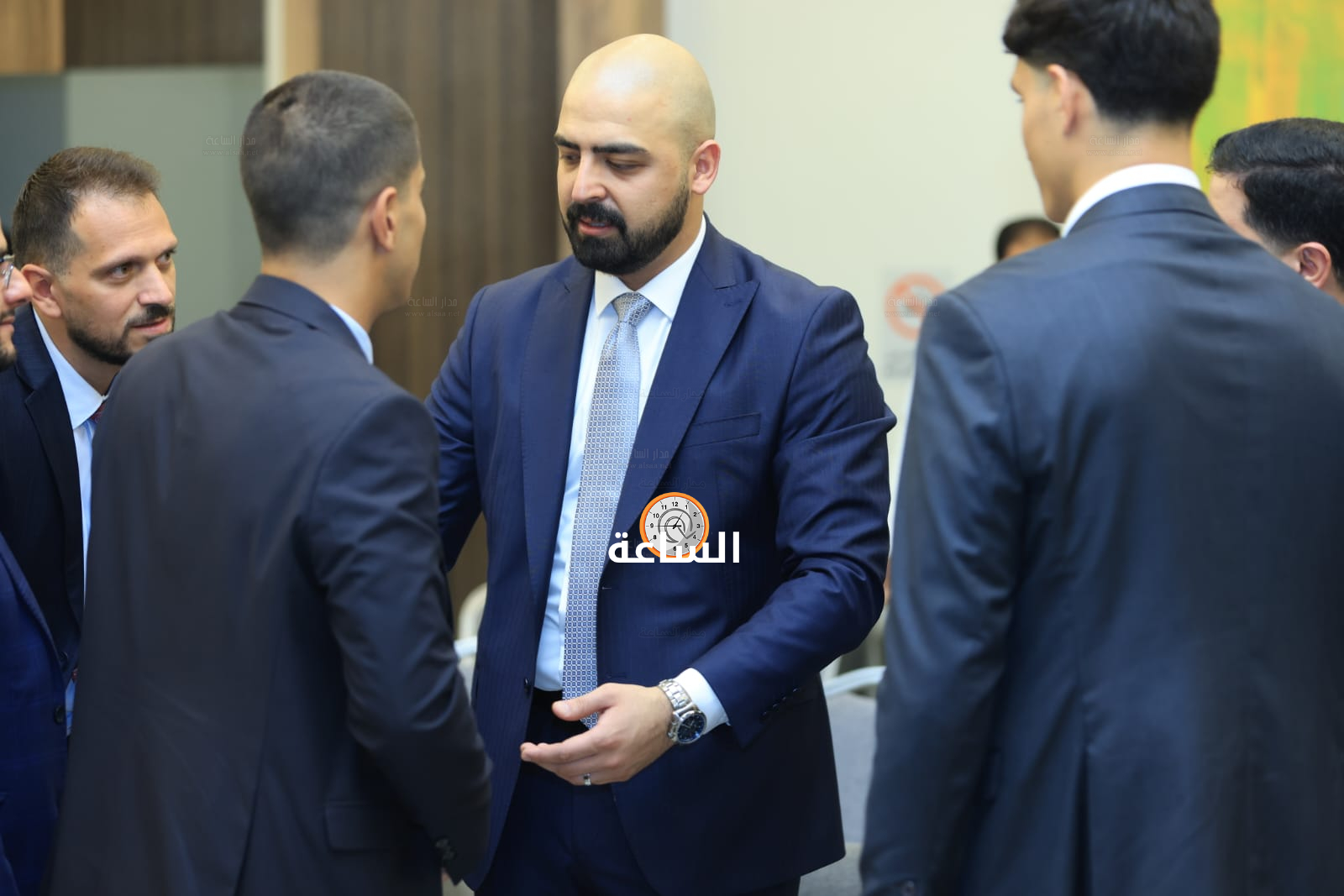 Madar Al-Saa Images 0.8535836157588079