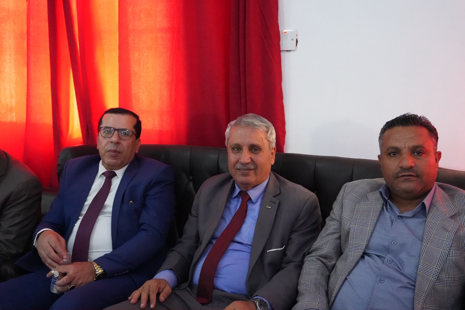 Madar Al-Saa Images 0.7087692534927003