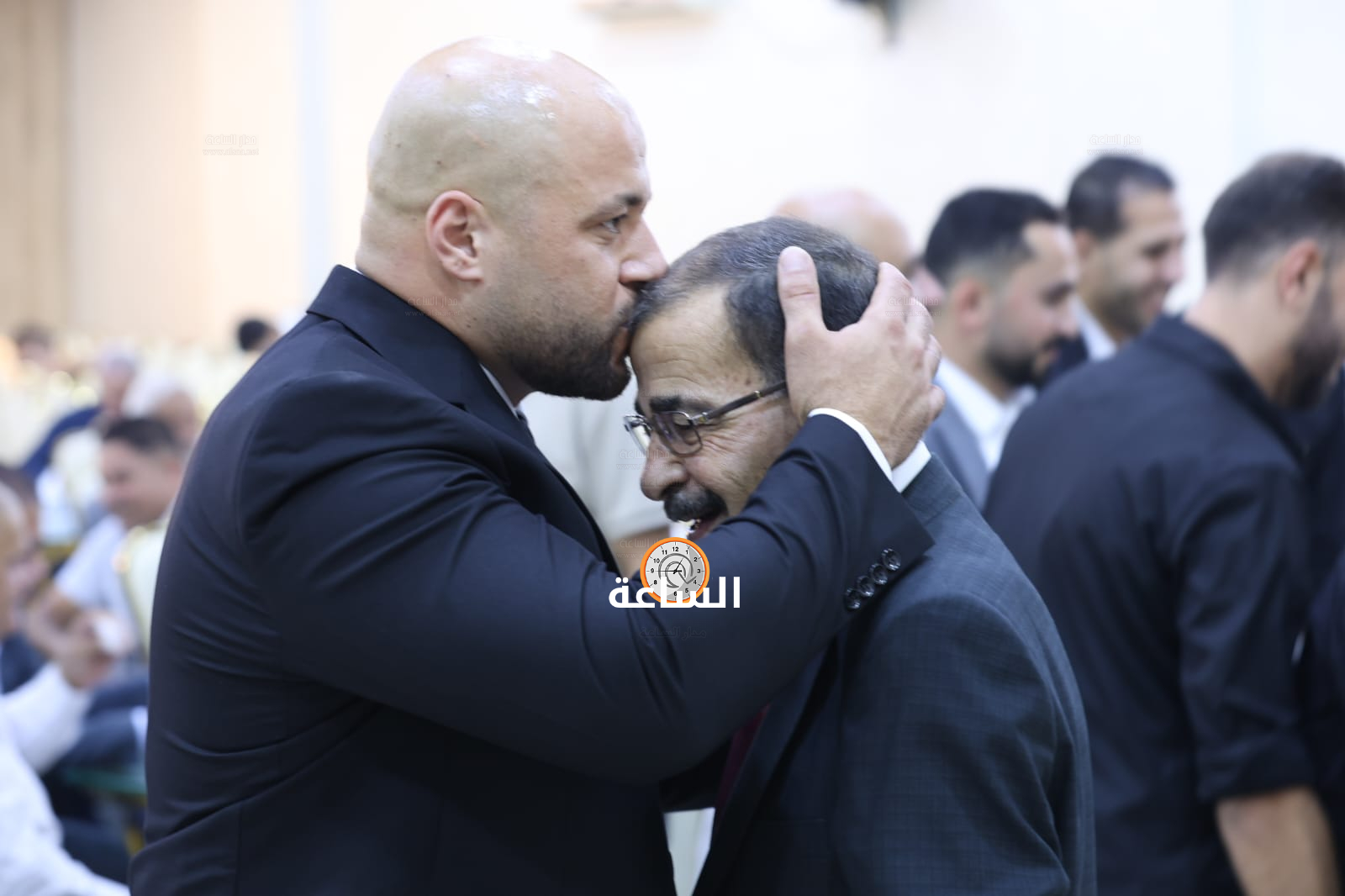 Madar Al-Saa Images 0.043858061360302125