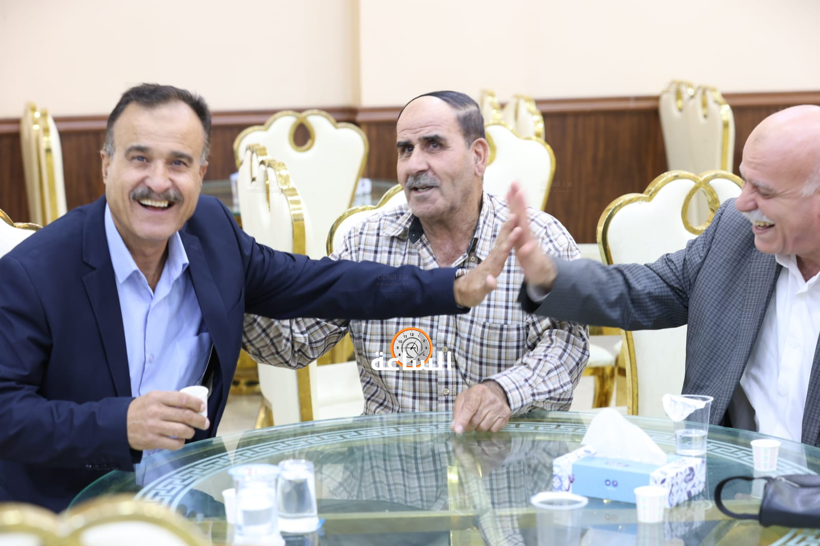 Madar Al-Saa Images 0.01685343185914223