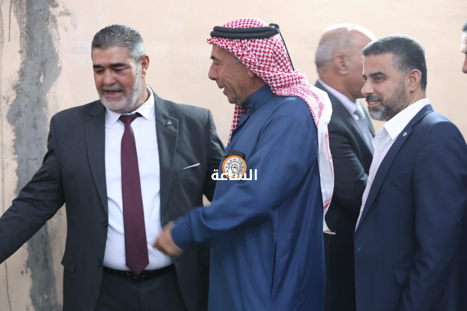 Madar Al-Saa Images 0.4894164510937802