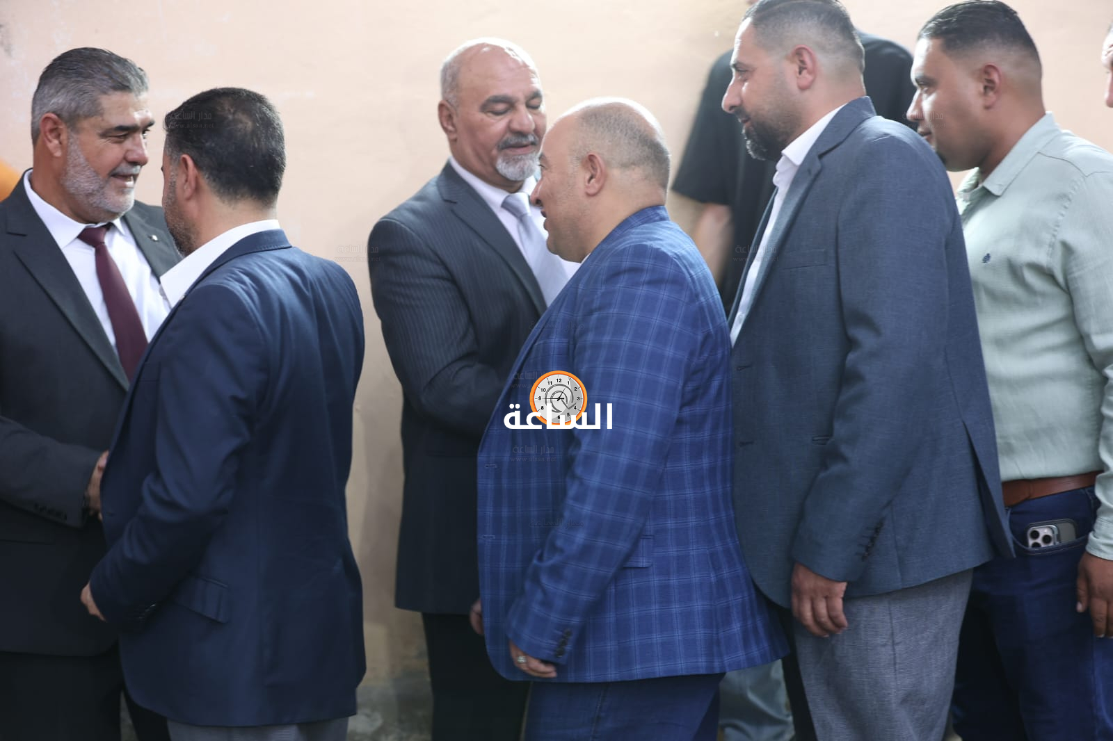 Madar Al-Saa Images 0.44227286458104187