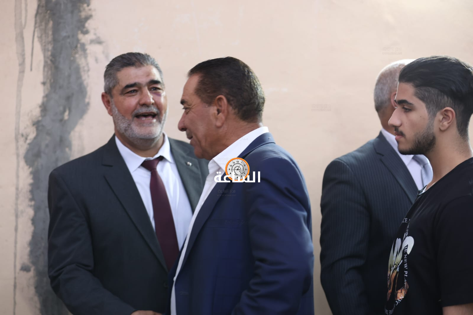 Madar Al-Saa Images 0.4209913379236402