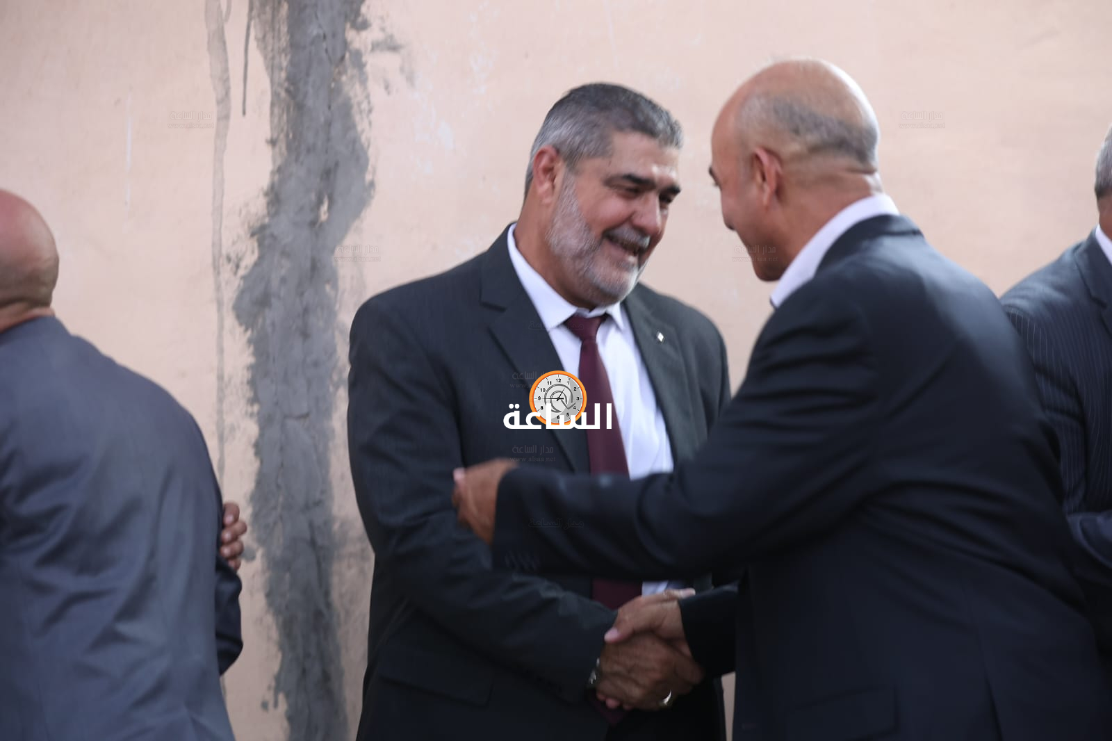 Madar Al-Saa Images 0.2646378758816884