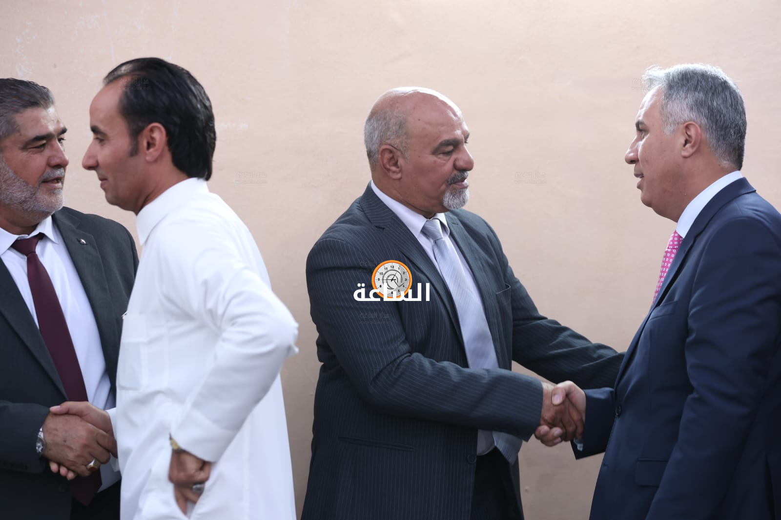 Madar Al-Saa Images 0.7569769067344787