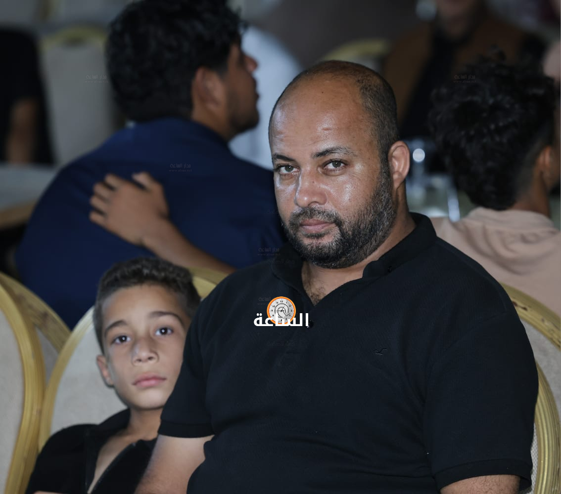 Madar Al-Saa Images 0.57165783096254