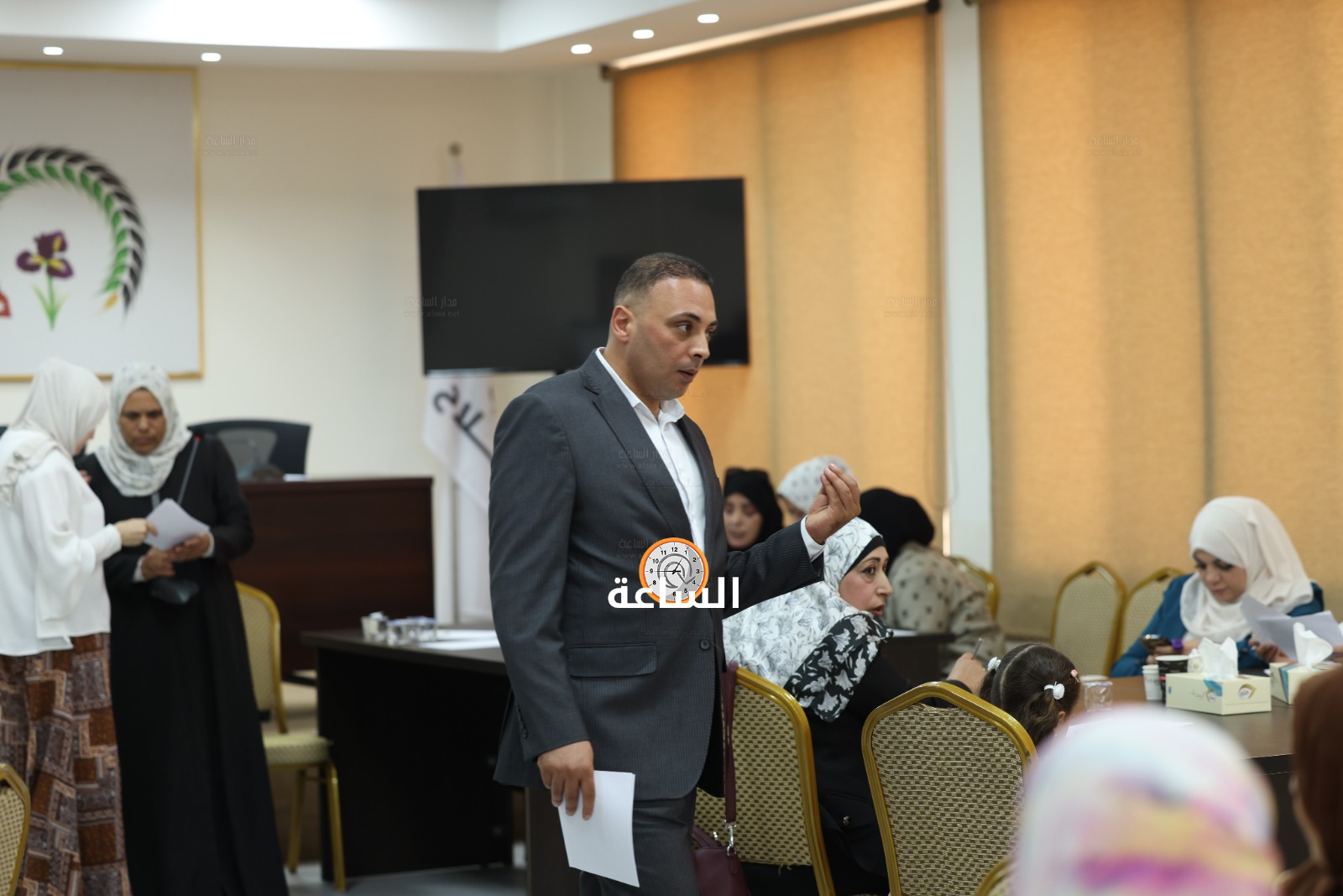 Madar Al-Saa Images 0.46403534975915994