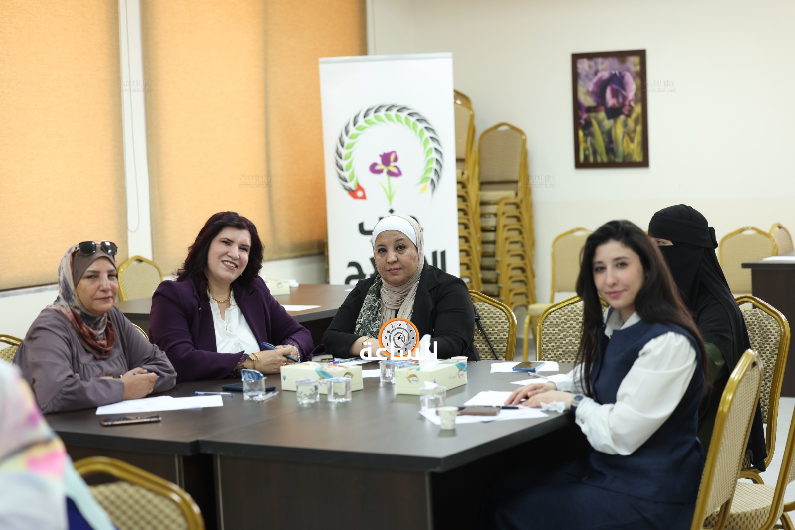 Madar Al-Saa Images 0.26253193603802705