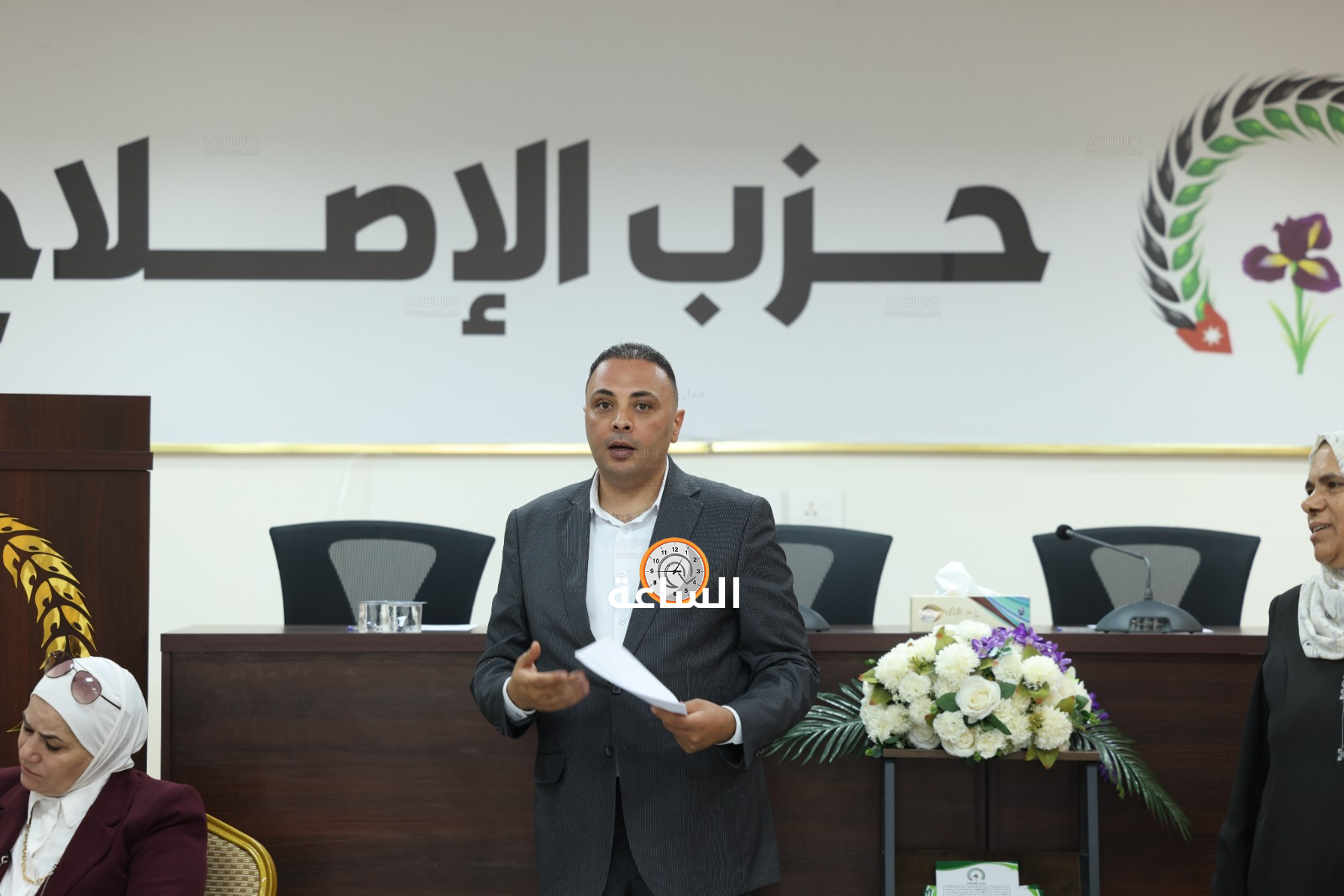 Madar Al-Saa Images 0.4592890059814133