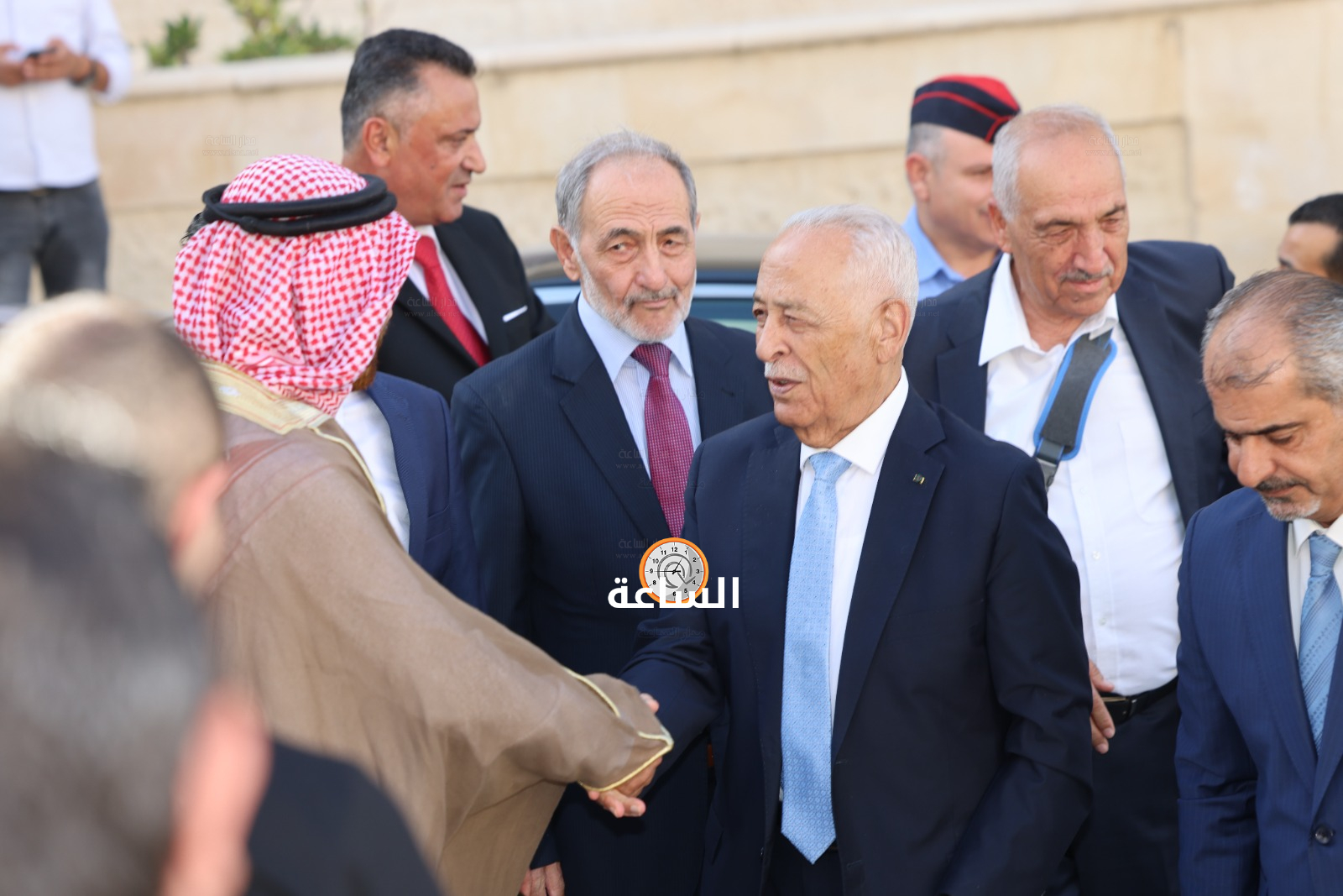 Madar Al-Saa Images 0.8042430291606629