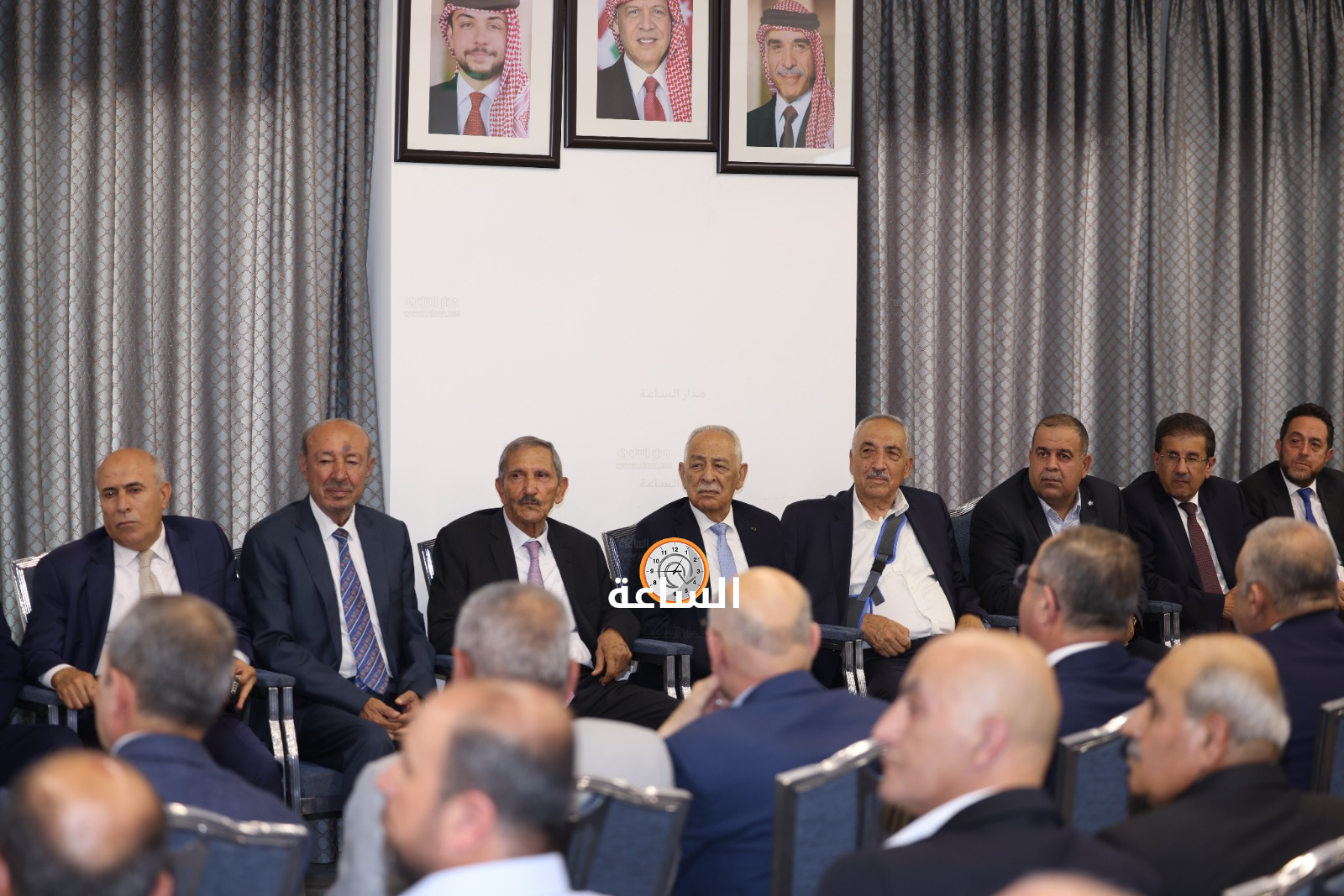 Madar Al-Saa Images 0.28338528447510525