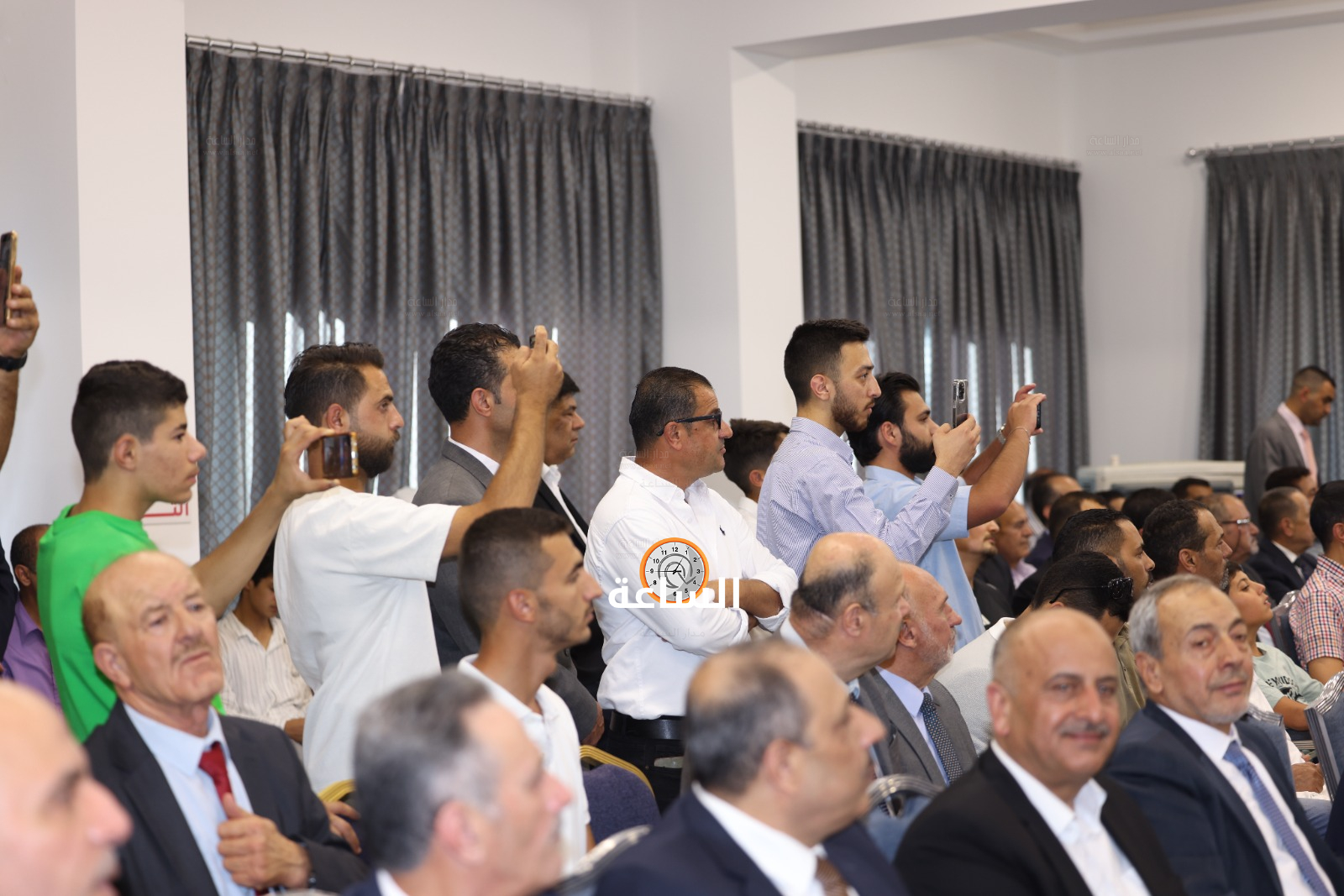 Madar Al-Saa Images 0.7712187783468041