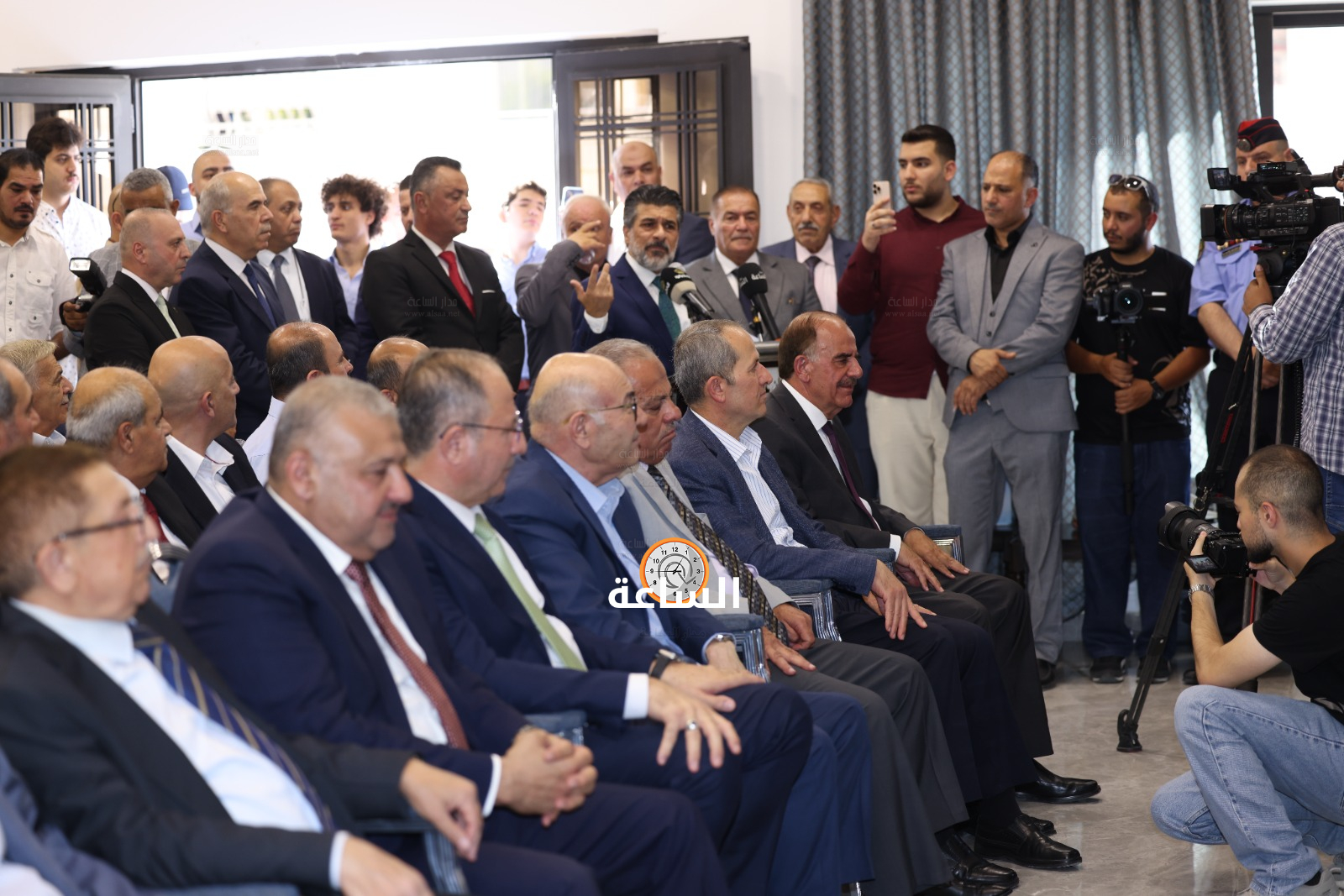 Madar Al-Saa Images 0.3383412387993653