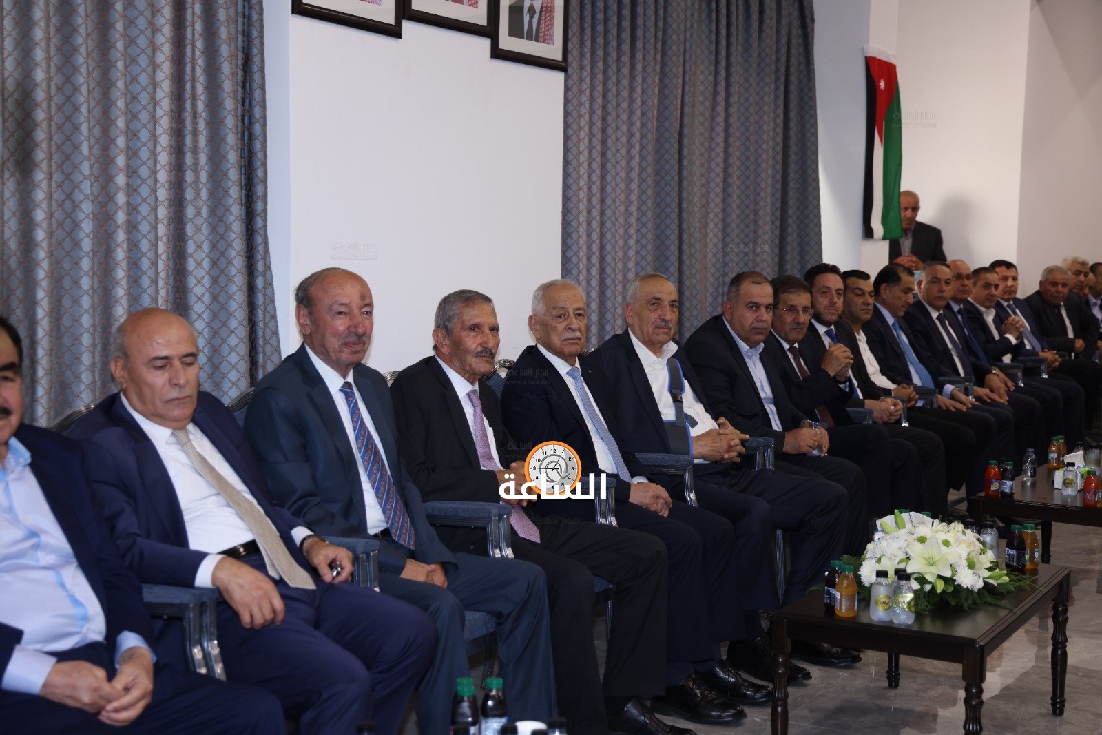 Madar Al-Saa Images 0.4197070570719751