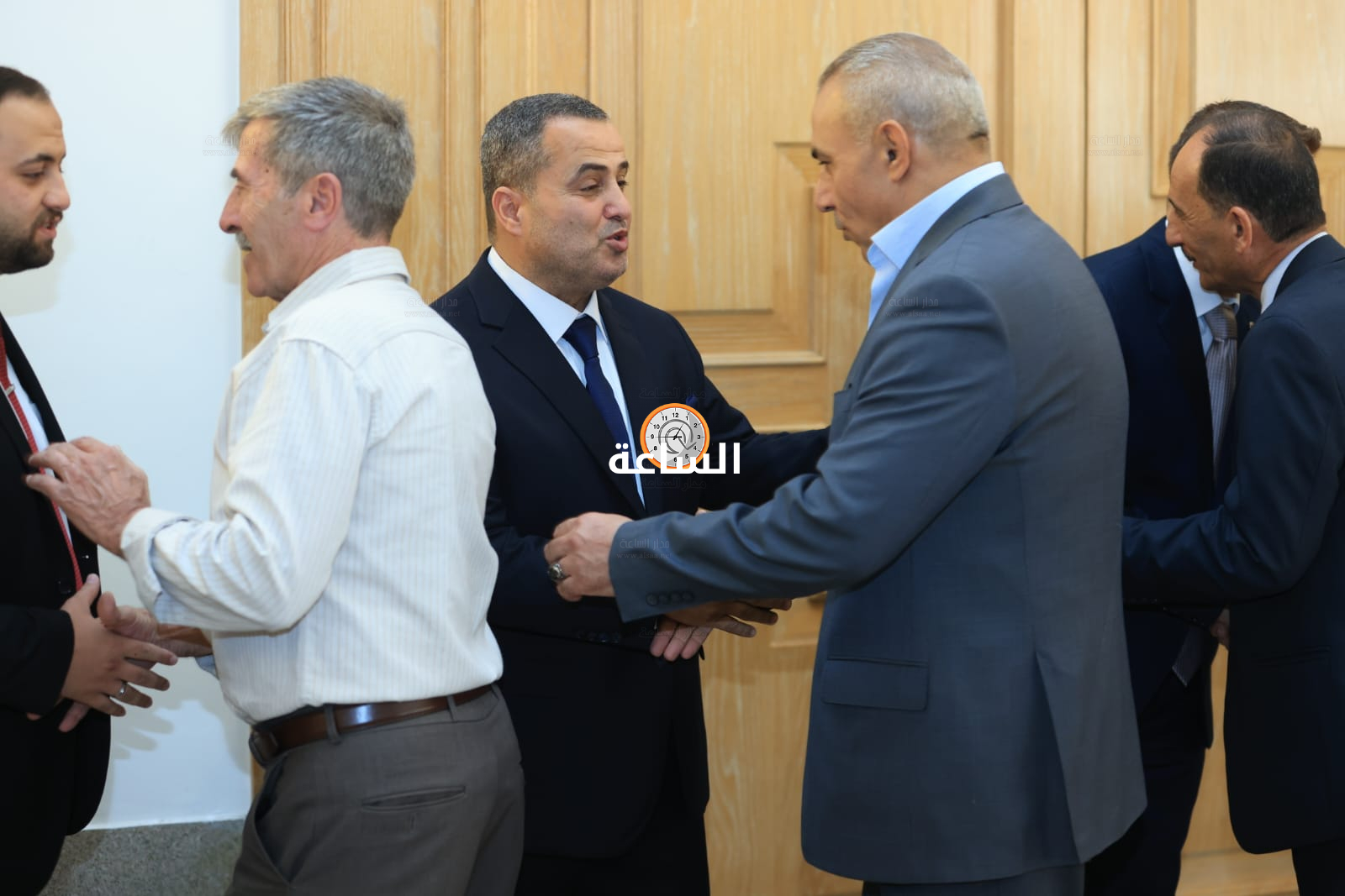 Madar Al-Saa Images 0.3938651621617766
